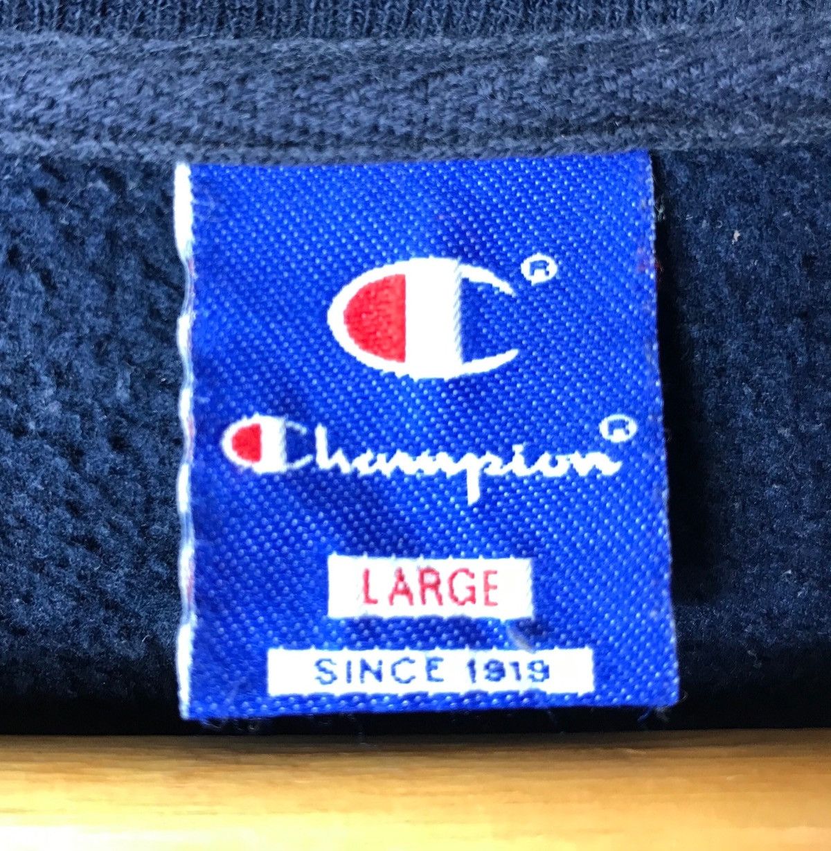 Champion vintage champion jumper pullover sweatshirt Size US M / EU 48-50 / 2 - 7 Thumbnail