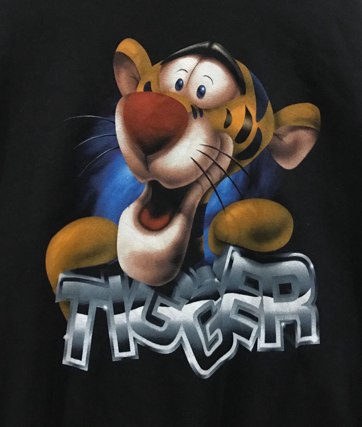 Cartoon Network vintage tigger tokyo disneyland jumper pullover sweatshirt Size US XL / EU 56 / 4 - 5 Thumbnail