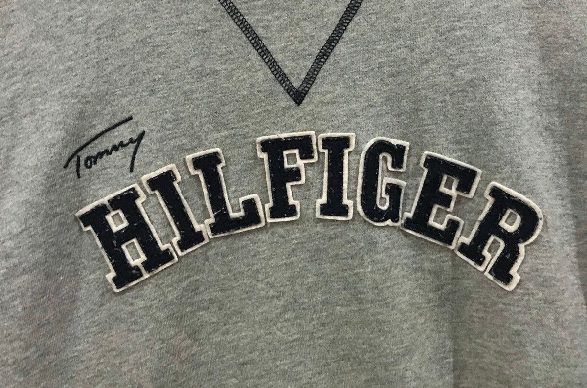 Tommy Hilfiger vintage tommy hilfiger big logo jumper pullover sweatshirt Size US M / EU 48-50 / 2 - 6 Thumbnail