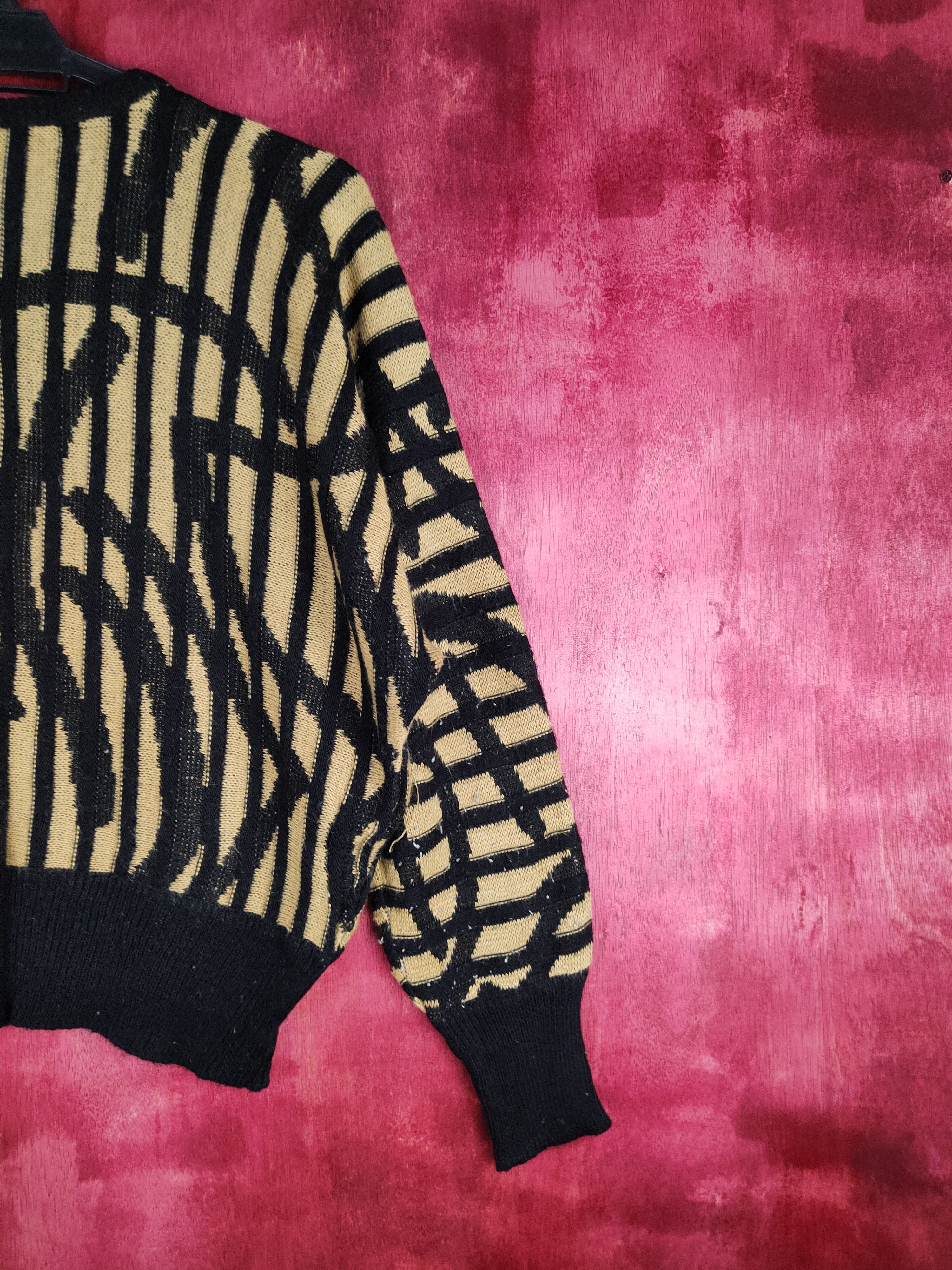 Japanese Brand Japanese Brand Black/Yellow Knitwear Sweatshirt #224B Size S / US 4 / IT 40 - 9 Thumbnail