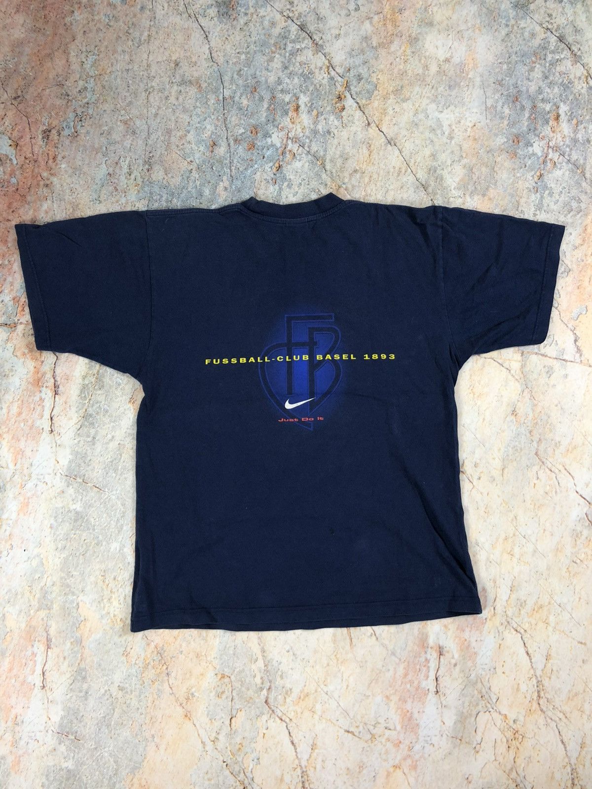 Nike × Vintage Nike vintage big logo T-shirt Size US L / EU 52-54 / 3 - 6 Thumbnail