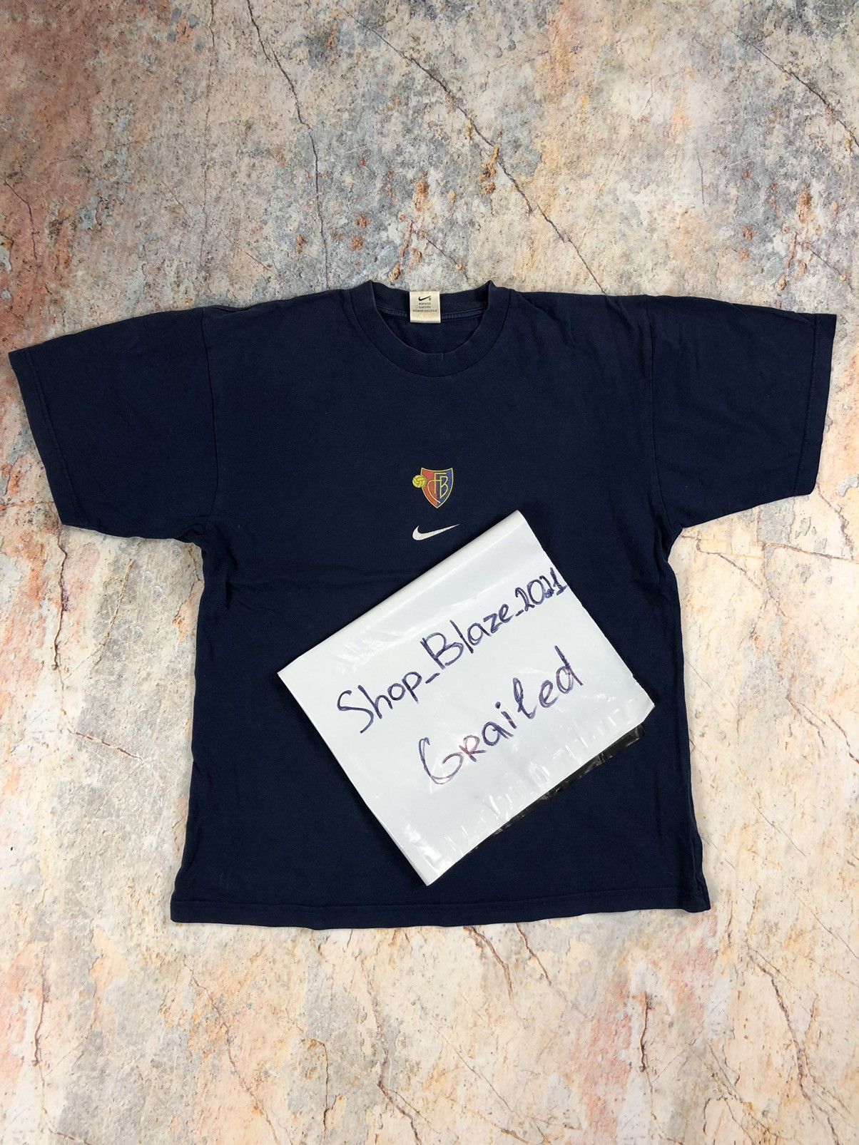 Nike × Vintage Nike vintage big logo T-shirt Size US L / EU 52-54 / 3 - 5 Thumbnail