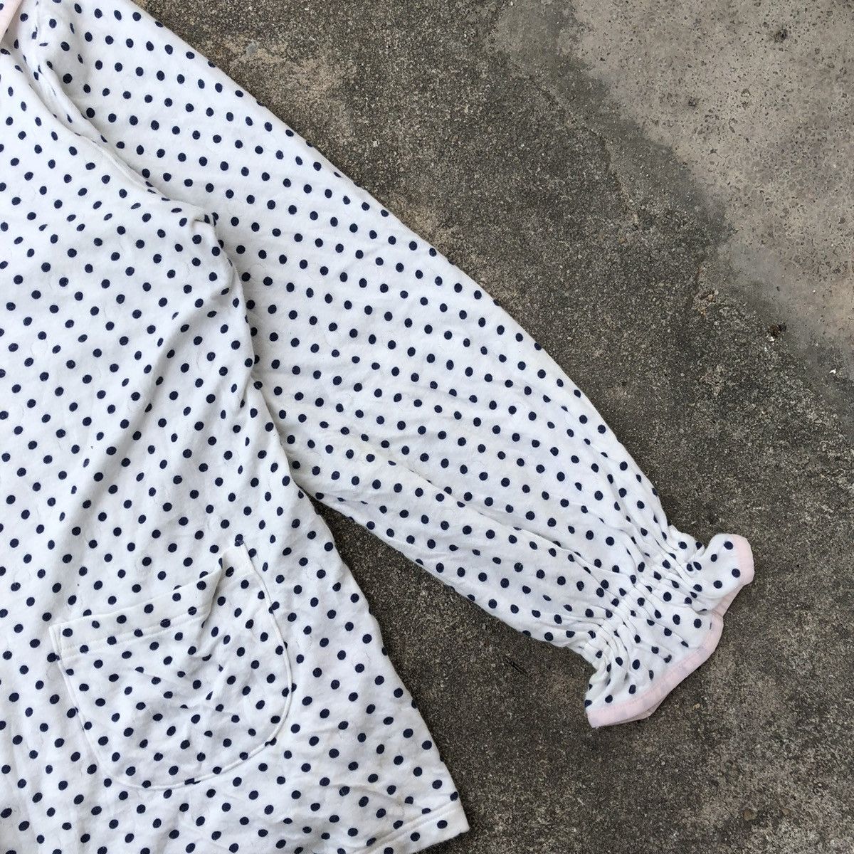 Designer × Japanese Brand × Tsumori Chisato 🔥Rare🔥🇯🇵Tsumori Chisato Polcadot Crop Sleep Wear Button Shirt Size S / US 4 / IT 40 - 6 Thumbnail
