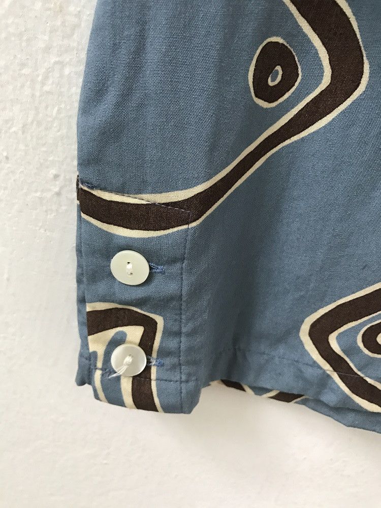 Japanese Brand ATTRIBIS Japan Fish Rayon Camp Collar Aloha Hawaiian Shirt Size US L / EU 52-54 / 3 - 4 Thumbnail