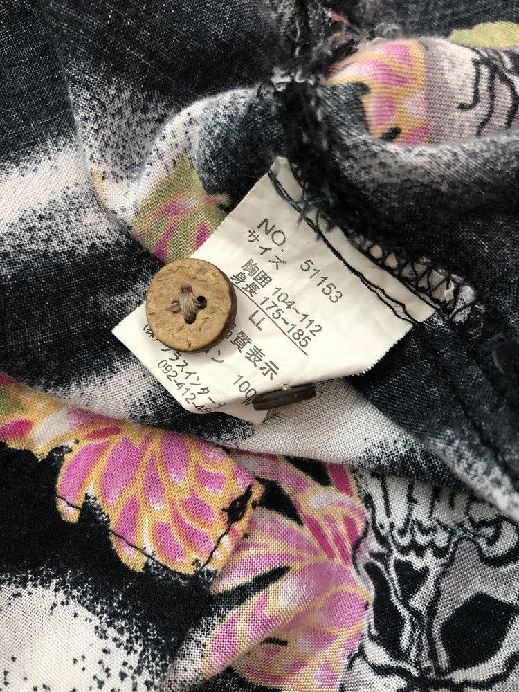 Japanese Brand 👉Japan Hawaiian Skull 💀 Flowers Rayon Hawaii Shirt Size US L / EU 52-54 / 3 - 10 Thumbnail