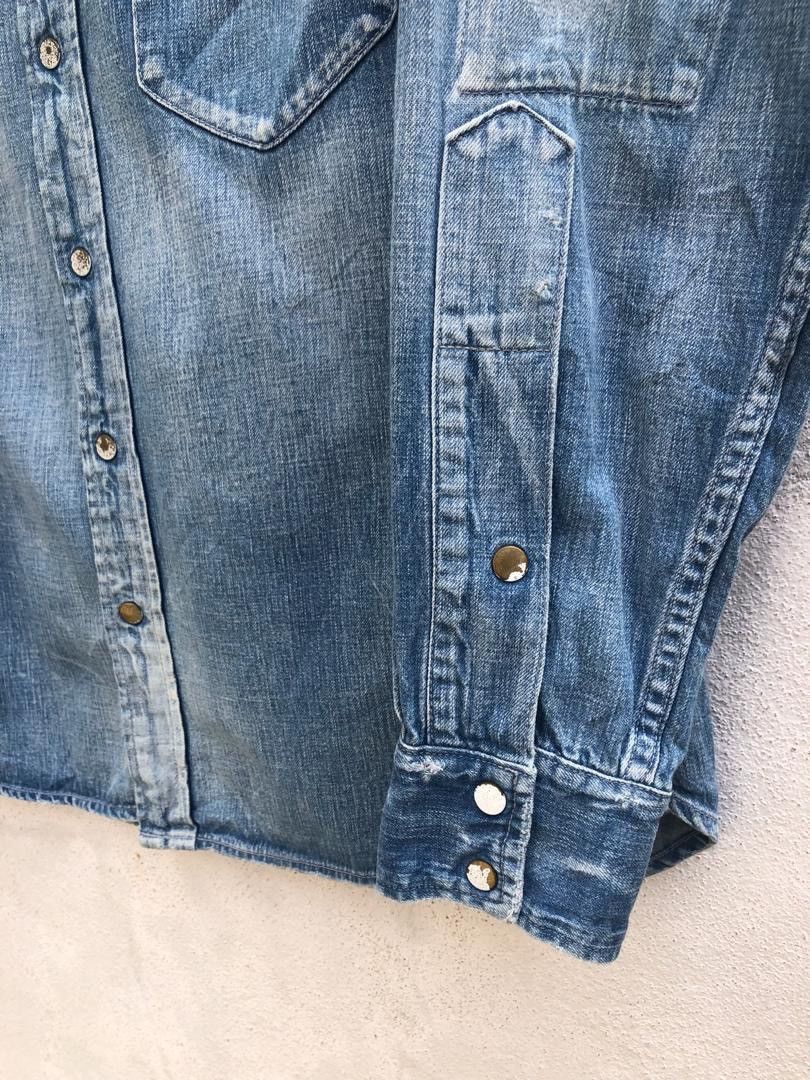 Chimala Rips Distressed Denim Western Shirt Size ONE SIZE - 8 Thumbnail