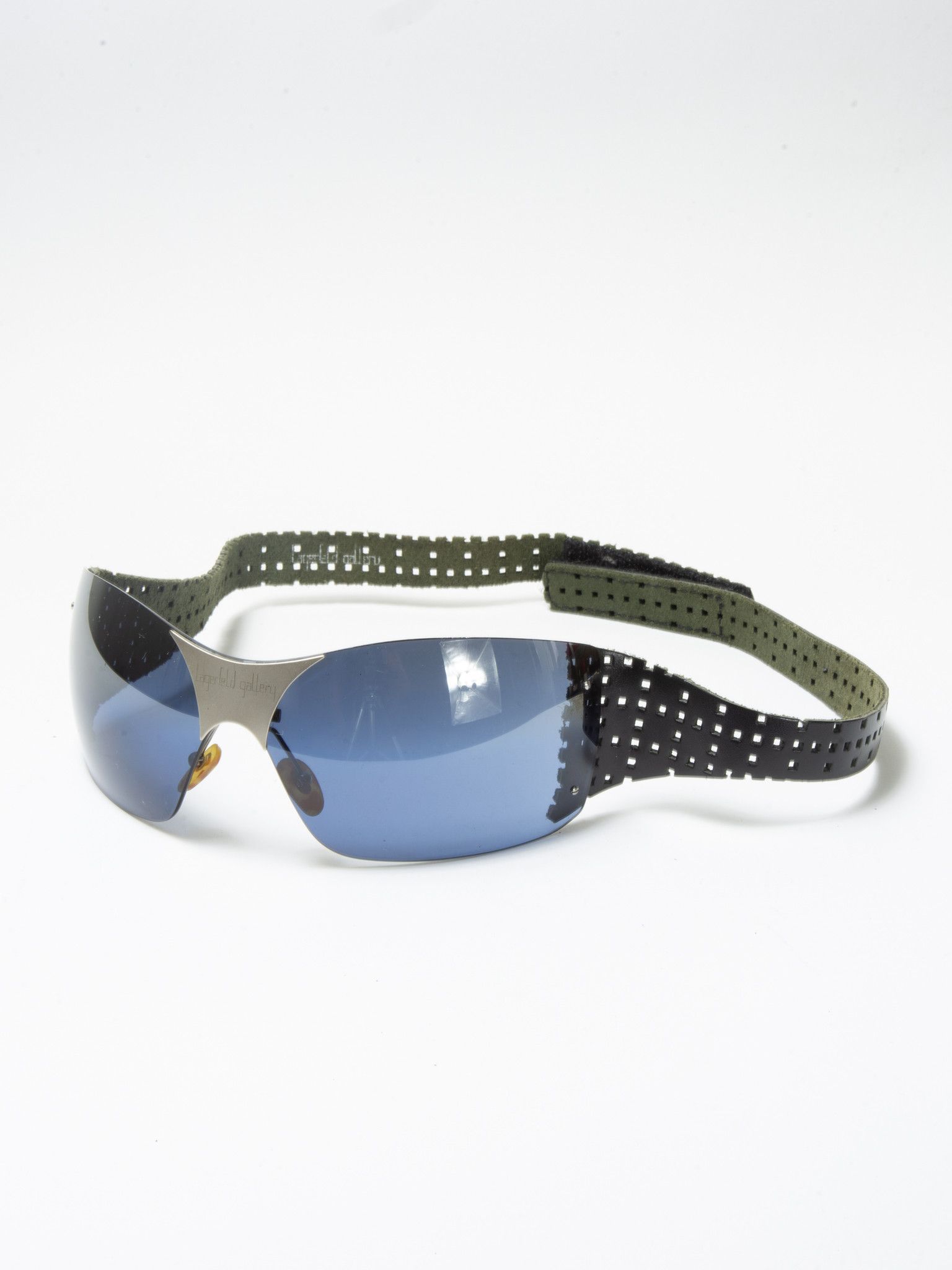 Karl Lagerfeld RUNWAY 2003 LAGERFELD GALLERY SUNGLASSES Size ONE SIZE - 1 Thumbnail