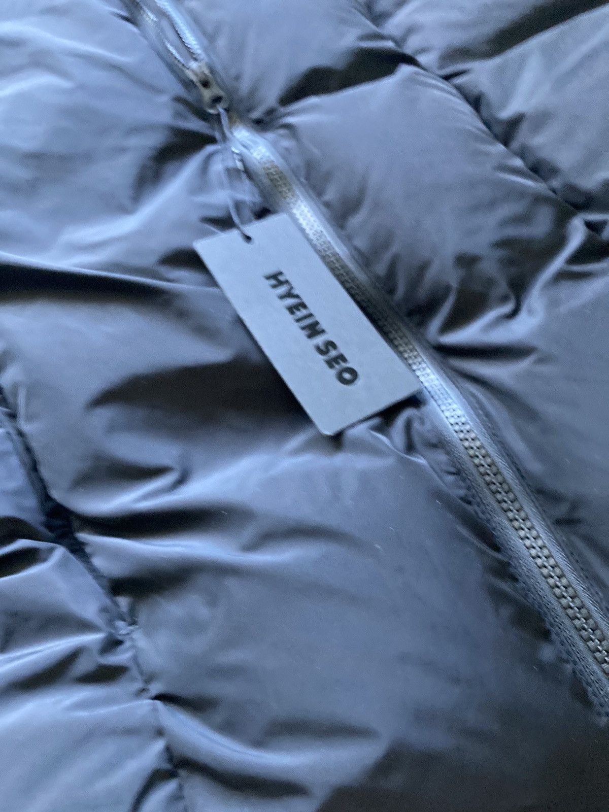 Hyein Seo Asymmetric Oversized Paneled Puffer Jacket Size US M / EU 48-50 / 2 - 6 Thumbnail