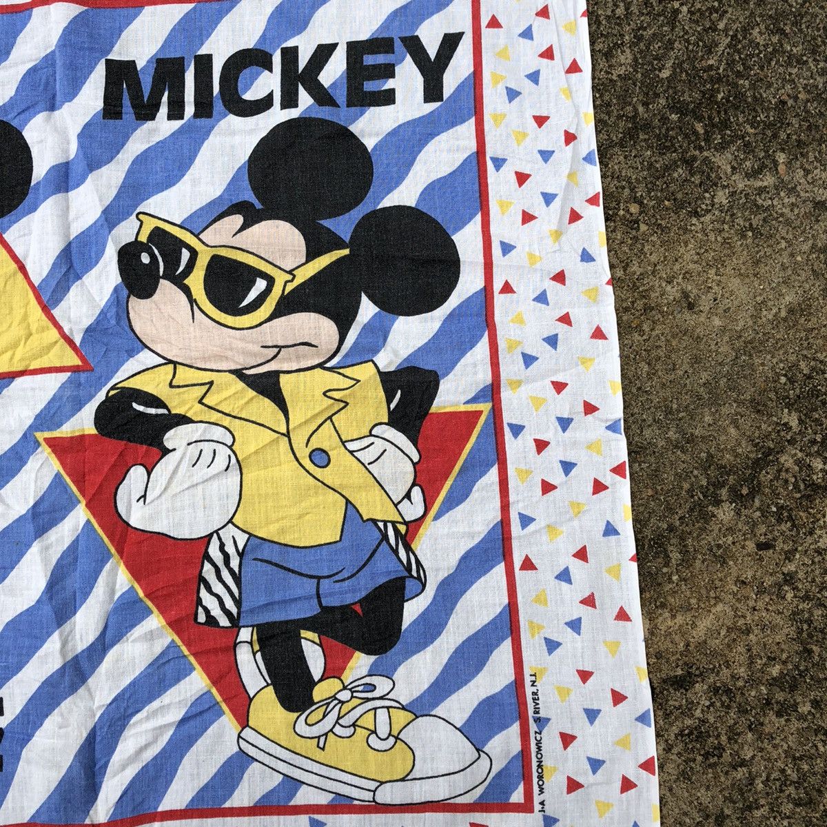 Mickey Mouse × Vintage Rare Vintage 1989 Mickey Mouse Big Print Handkerchief Size ONE SIZE - 4 Thumbnail