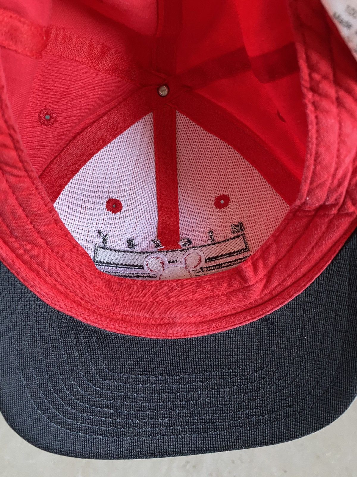Disney 90’s Vintage Mickey Mouse Cap Disnay Cartoon Network Size ONE SIZE - 5 Thumbnail