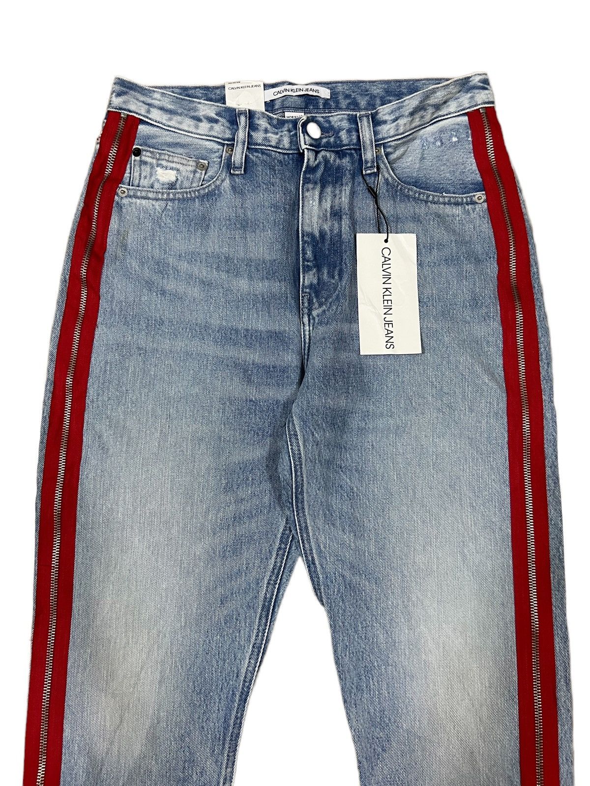Calvin Klein SAMPLE NOS🔥Calvin Klein Bondage Denim Size US 29 - 2 Thumbnail