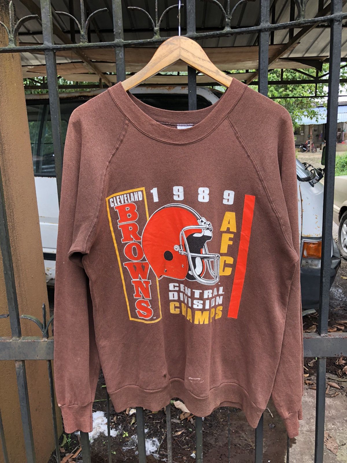 NFL × Vintage Vintage NFL Cleveland Brown 1989 AFC Central Division Champ Size US M / EU 48-50 / 2 - 1 Thumbnail