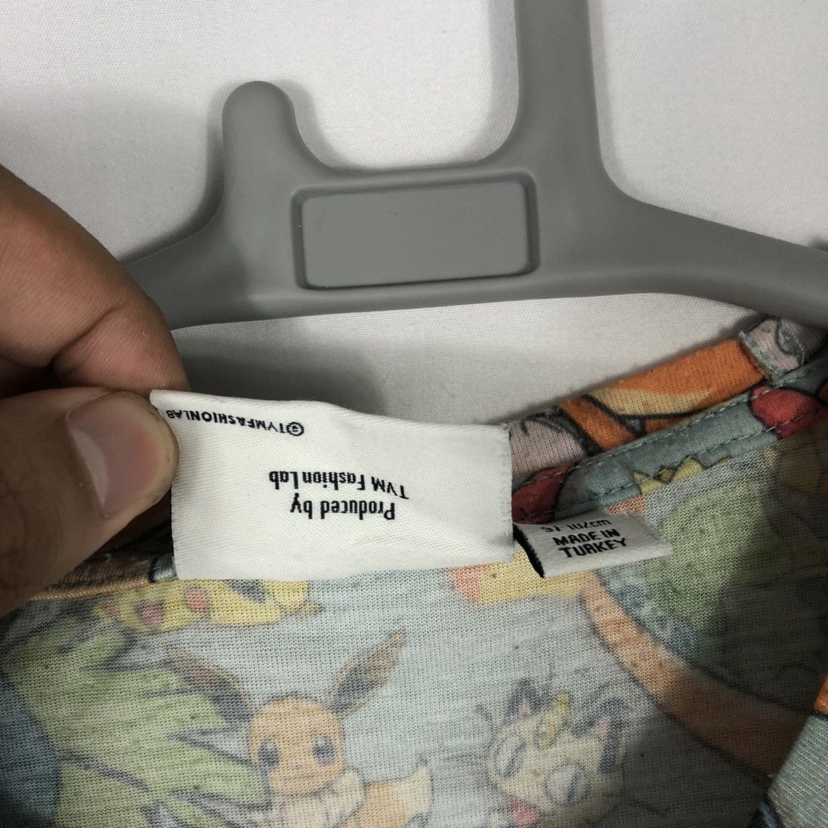 Nintendo 2017 Pokemon All Character AOP Polyster Tee Size US L / EU 52-54 / 3 - 11 Thumbnail