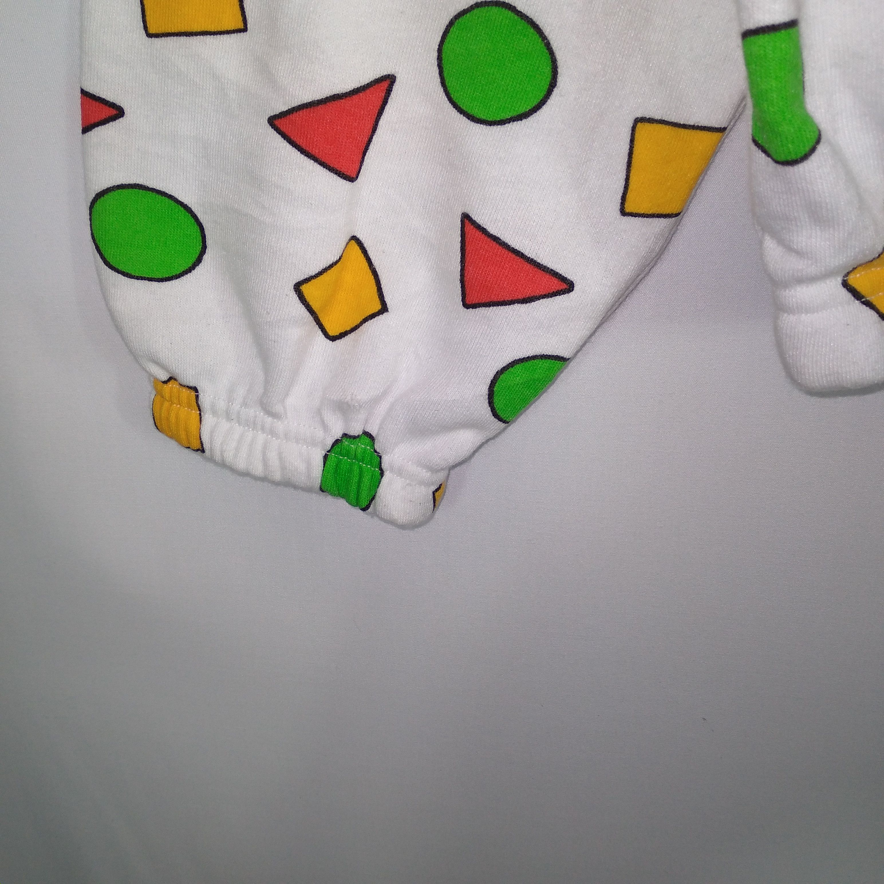 Anime × Vintage 🔥Rare🔥Anime Crayon Shin Chan Nice Block Design Sweatshirts Size US L / EU 52-54 / 3 - 5 Thumbnail