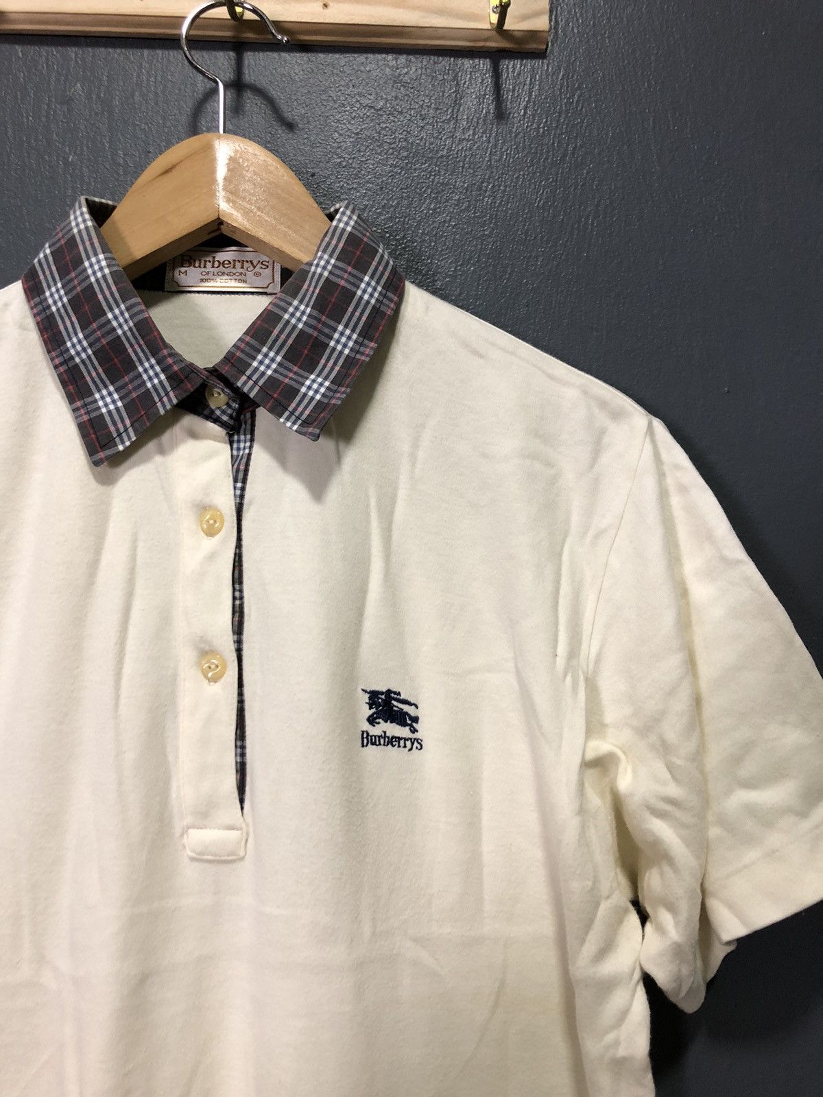 VINTAGE BURBERRYS SMALL LOGO SINGLE STITCH POLO SHIRT