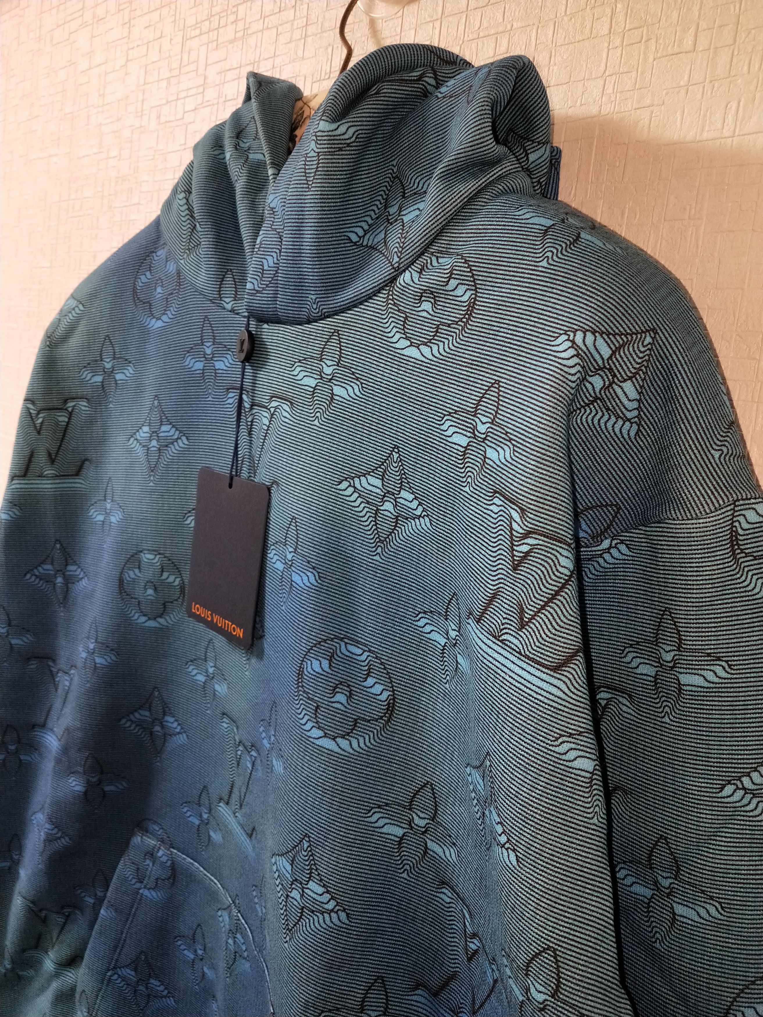 Louis Vuitton '2054' 3D Monogram Hoodie - Louis Vuitton Size US L / EU 52-54 / 3 - 3 Thumbnail