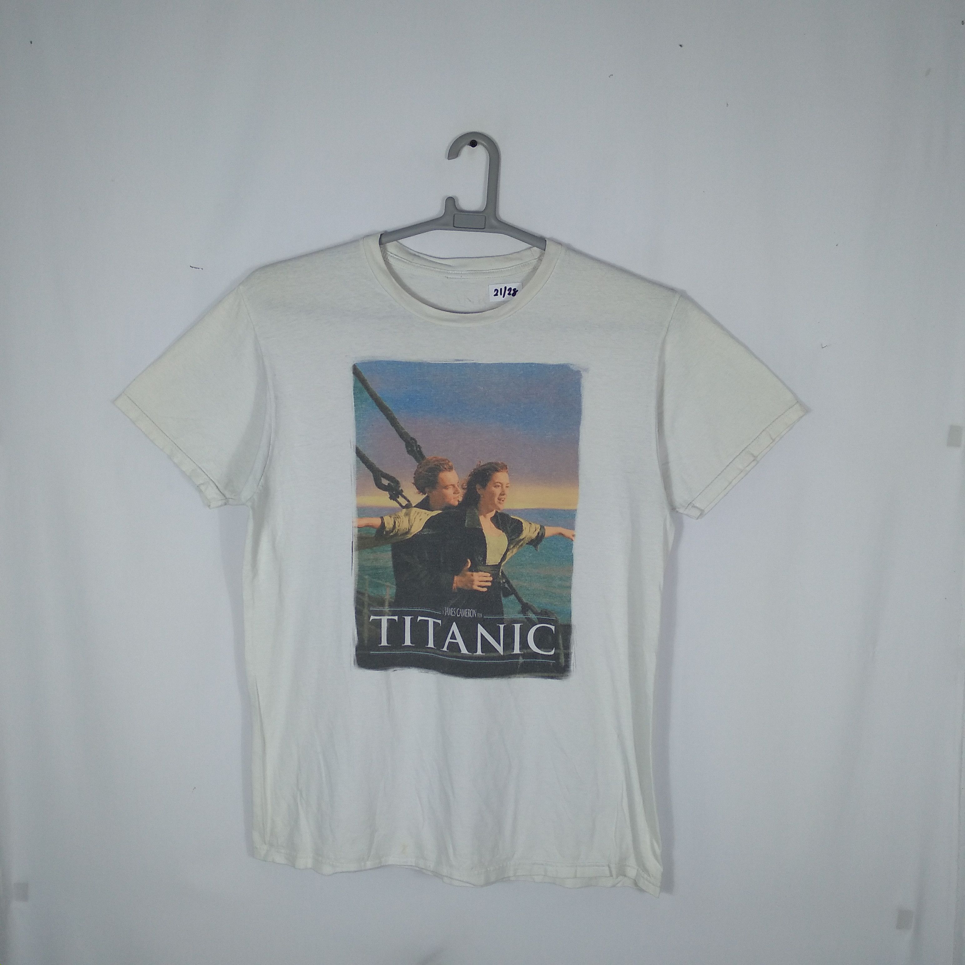 Vintage Vintage Titanic Drama Love Promo Poster Cover Tee Size US L / EU 52-54 / 3 - 1 Thumbnail