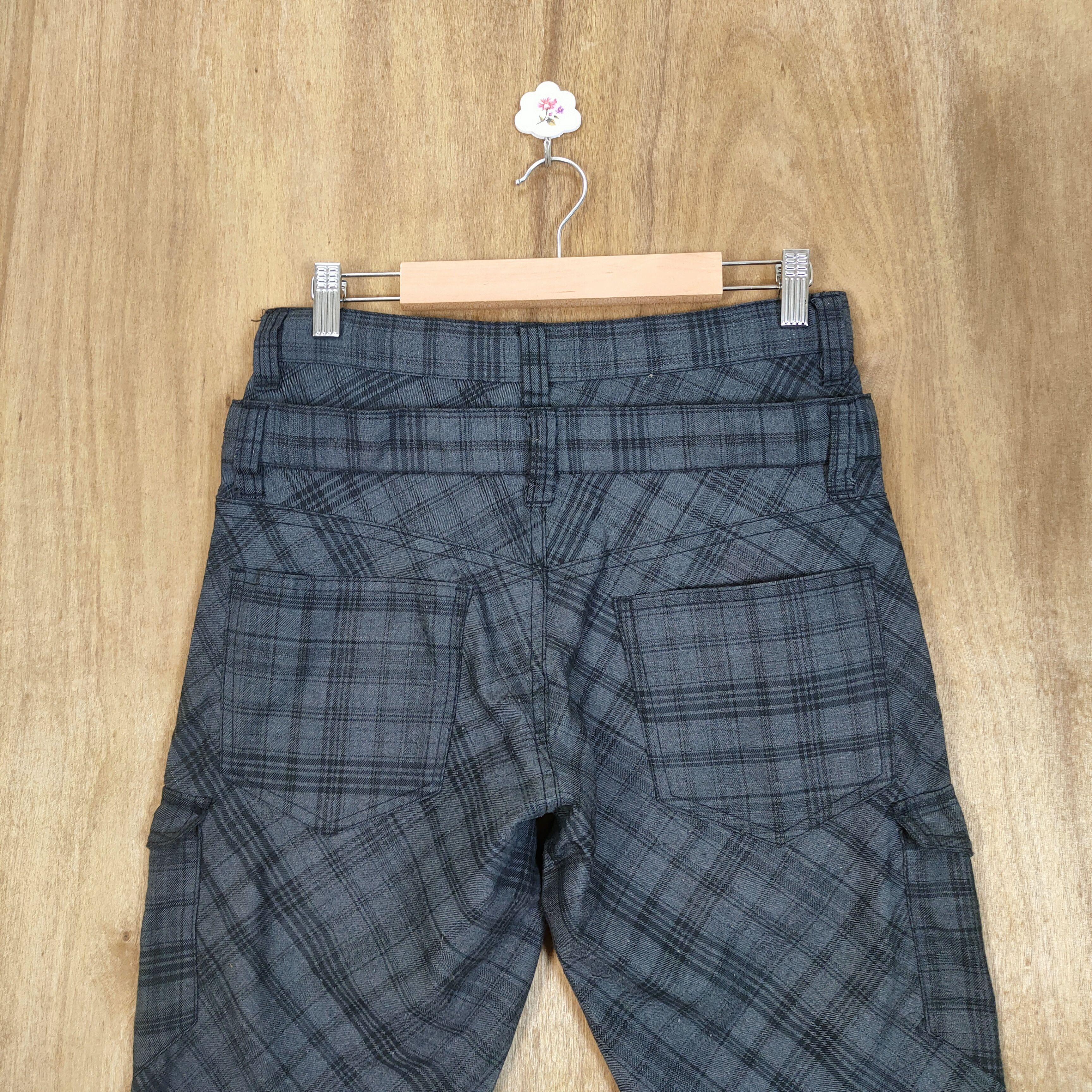 Japanese Brand DOUBLE WAIST CHECKERED FLANNEL CARGO PANTS Size US 29 - 10 Thumbnail