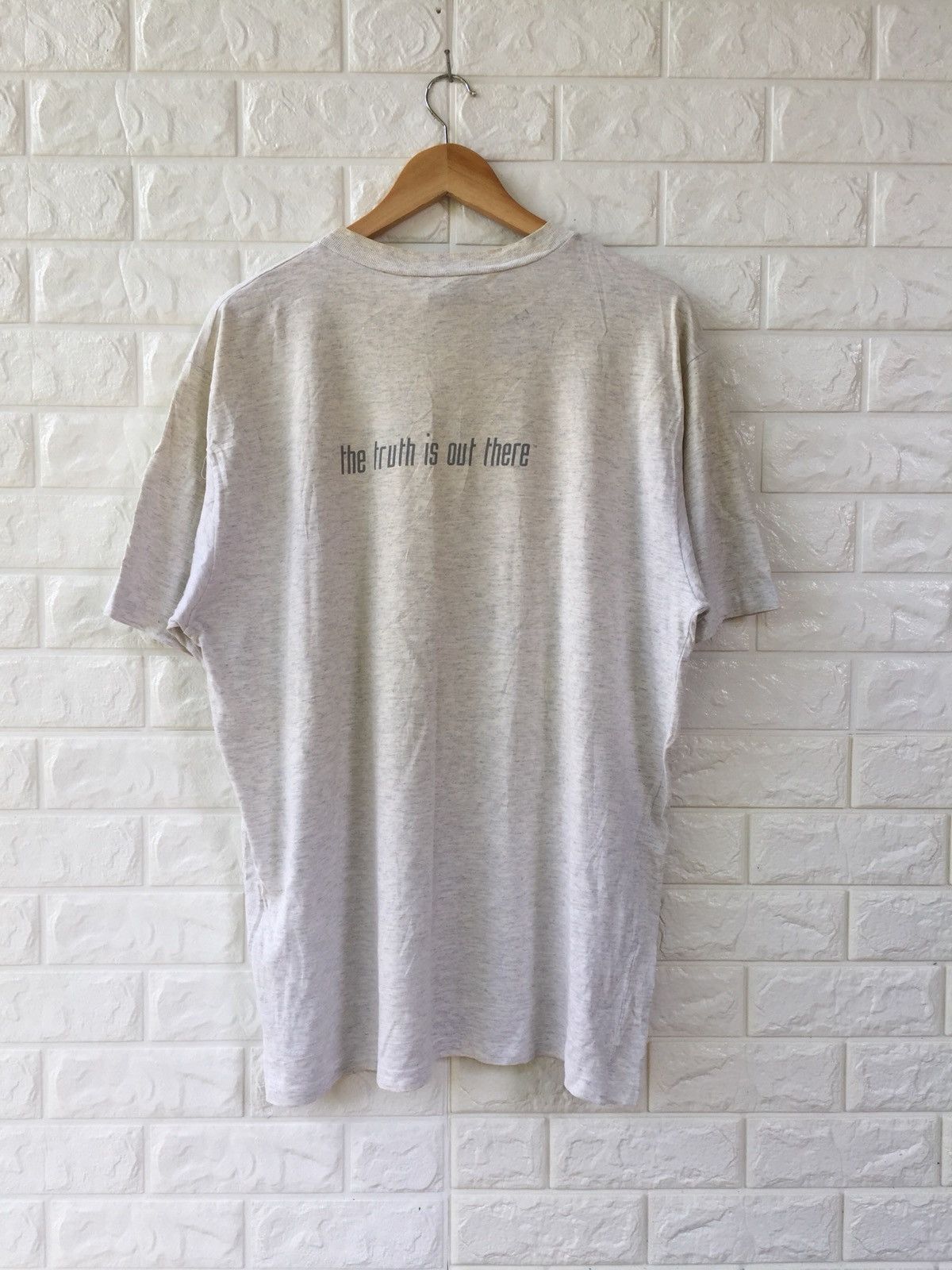Vintage VINTAGE THE X FILES MOVIES TSHIRT Size US XL / EU 56 / 4 - 7 Thumbnail