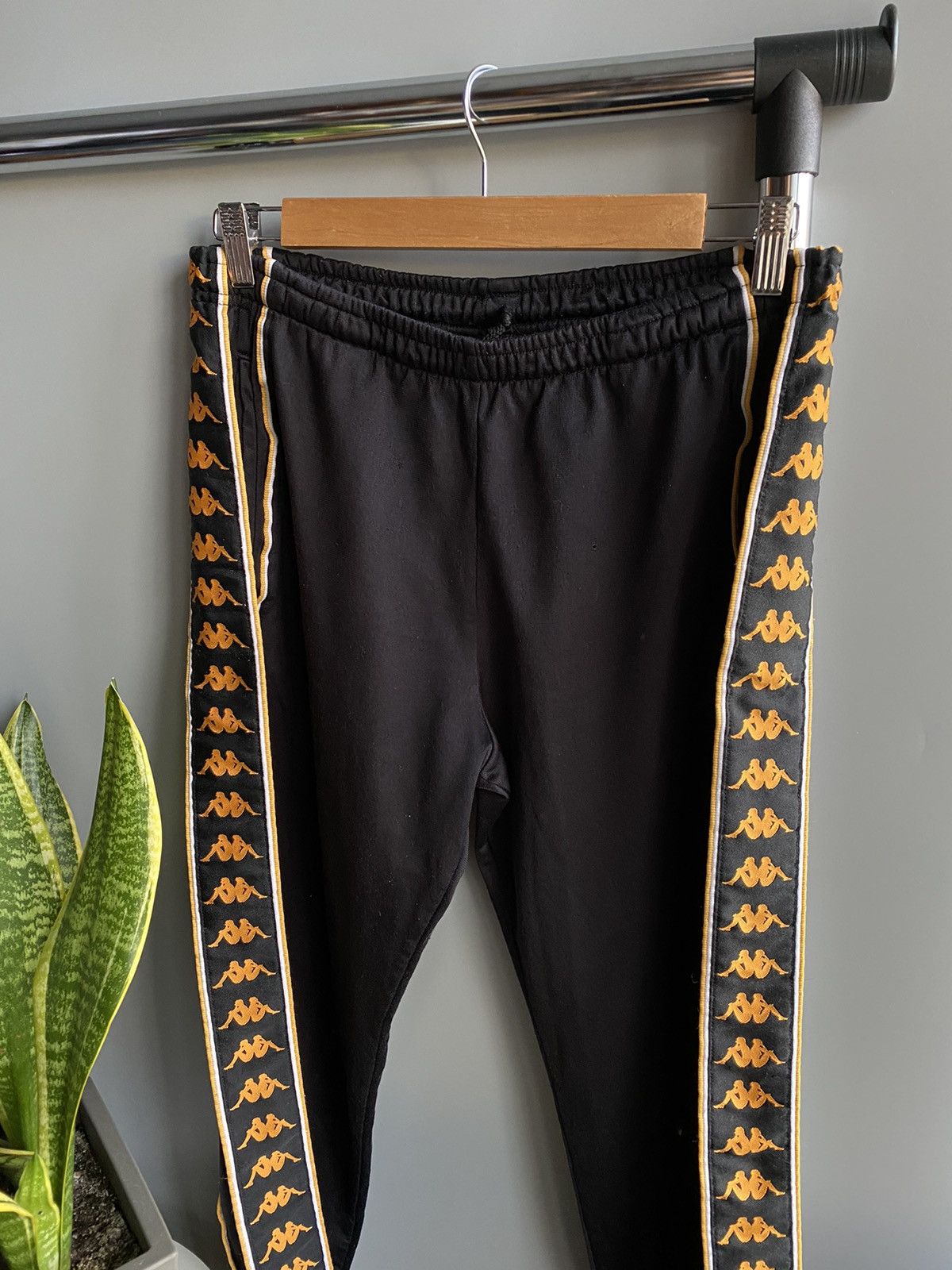 Kappa × Vintage Kappa Track Pants Lampas Vintage 90s Men’s Trousers Size US 30 / EU 46 - 3 Thumbnail