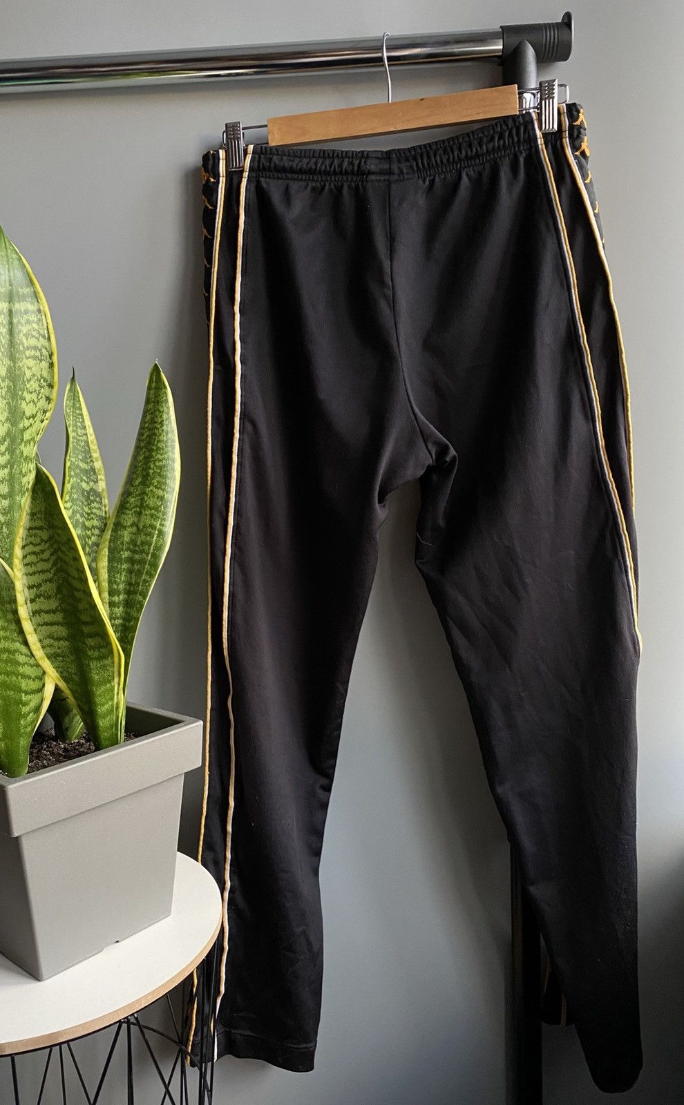 Kappa × Vintage Kappa Track Pants Lampas Vintage 90s Men’s Trousers Size US 30 / EU 46 - 6 Thumbnail