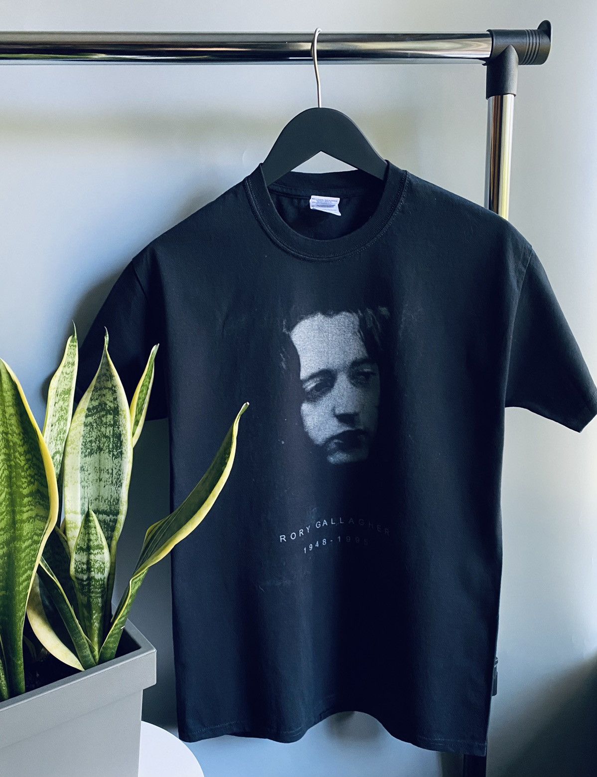 Band Tees Rory Gallagher Tribute 1948-1995 T Shirt Tour Band Tees M Size US M / EU 48-50 / 2 - 3 Thumbnail