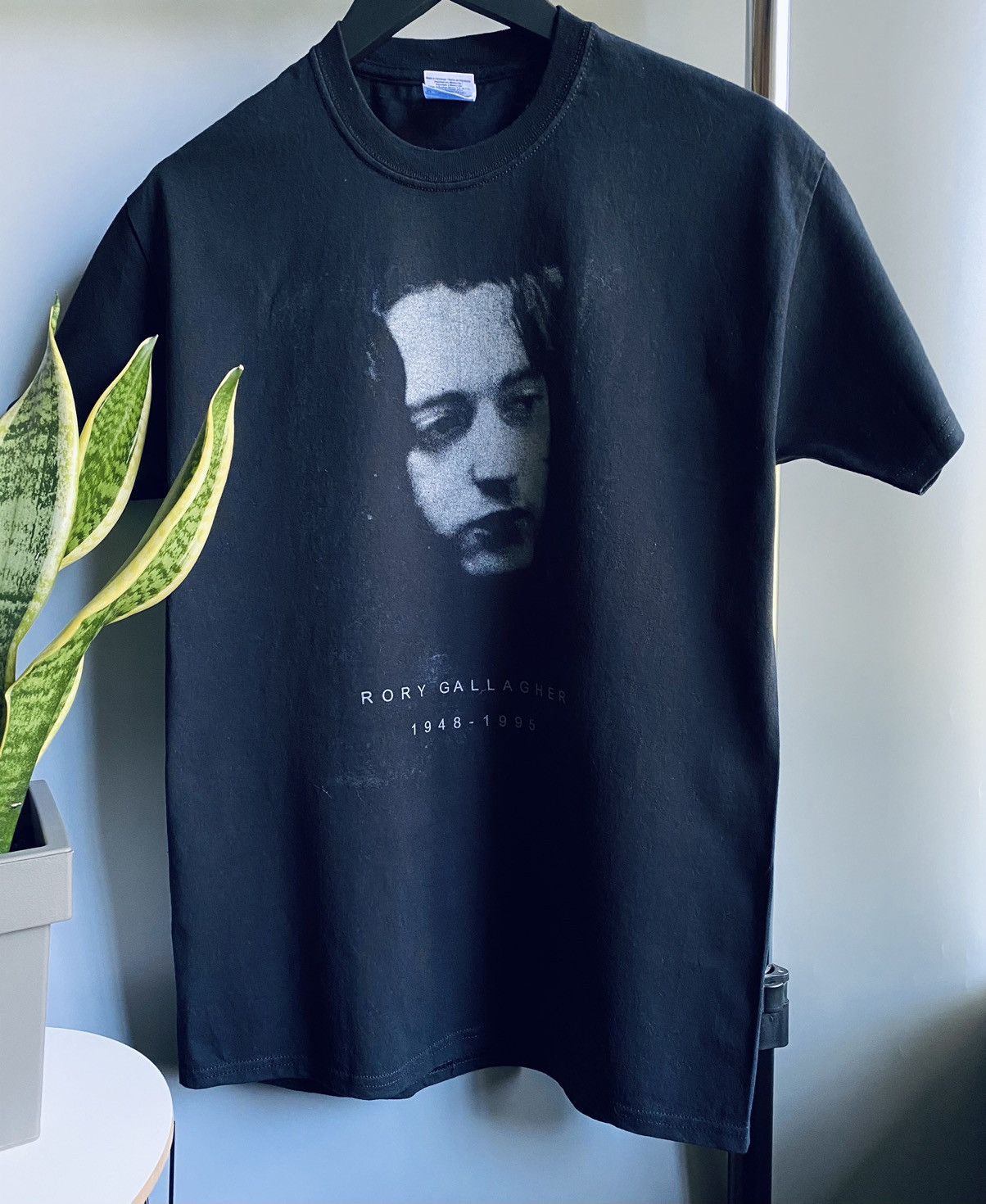 Band Tees Rory Gallagher Tribute 1948-1995 T Shirt Tour Band Tees M Size US M / EU 48-50 / 2 - 4 Thumbnail