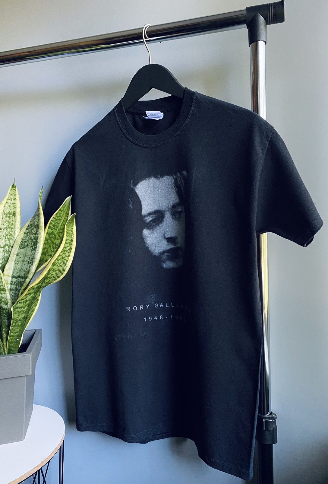 Band Tees Rory Gallagher Tribute 1948-1995 T Shirt Tour Band Tees M Size US M / EU 48-50 / 2 - 2 Thumbnail