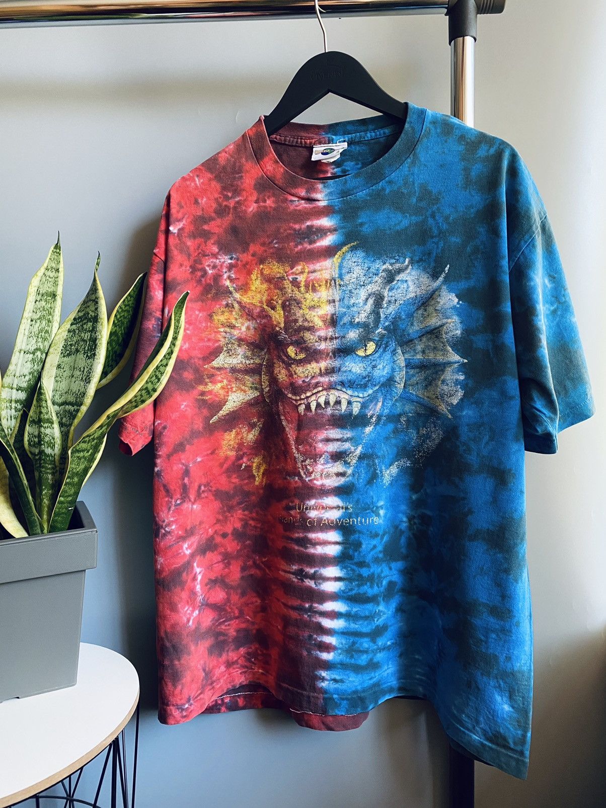 Universal Studios × Vintage Universal Studios Dueling Dragons Tie Die T Shirt Size US L / EU 52-54 / 3 - 1 Thumbnail