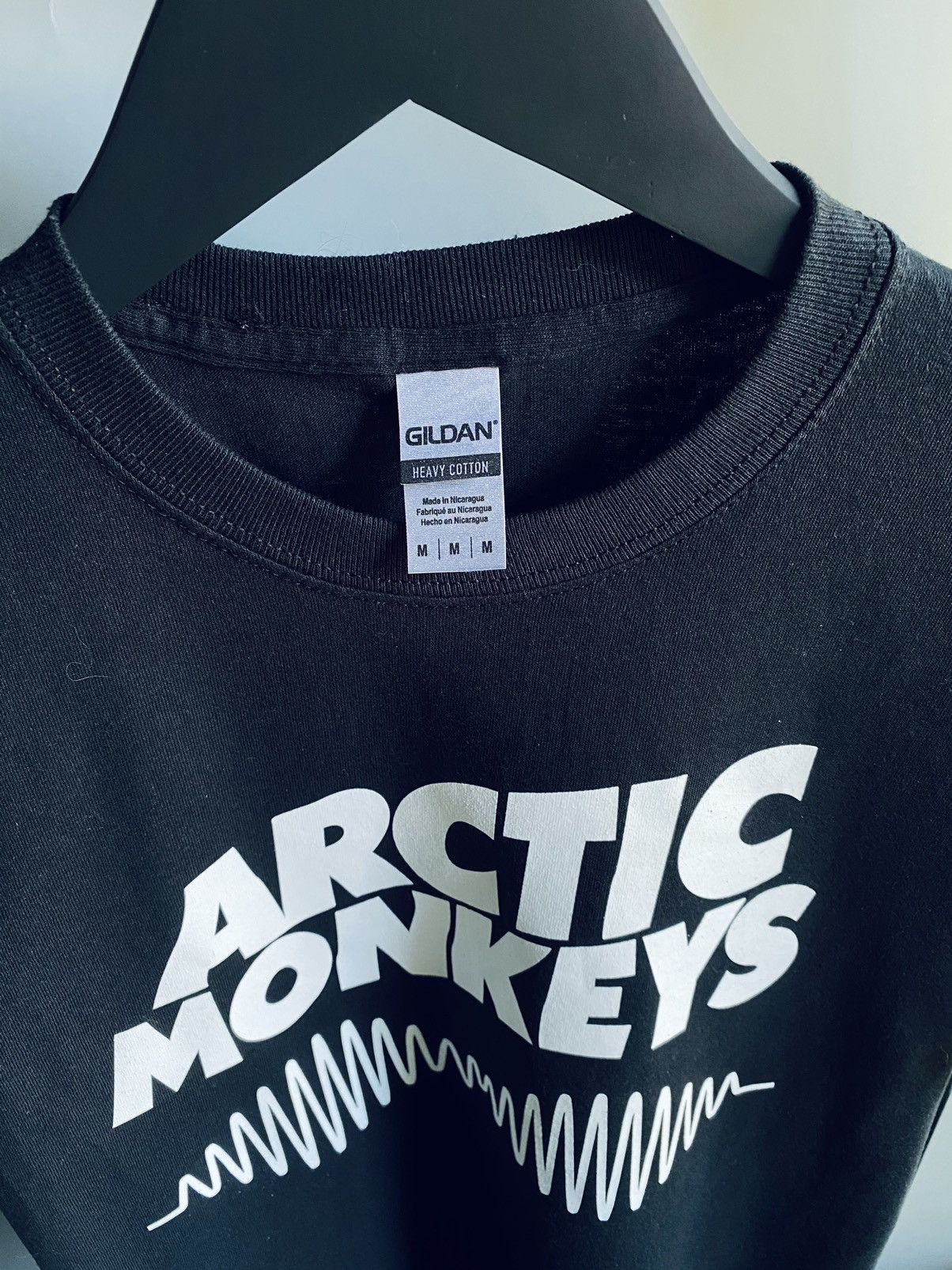 Band Tees Arctic Monkeys Logo T Shirt Tour Band Black Men’s M Unisex Size US M / EU 48-50 / 2 - 7 Thumbnail