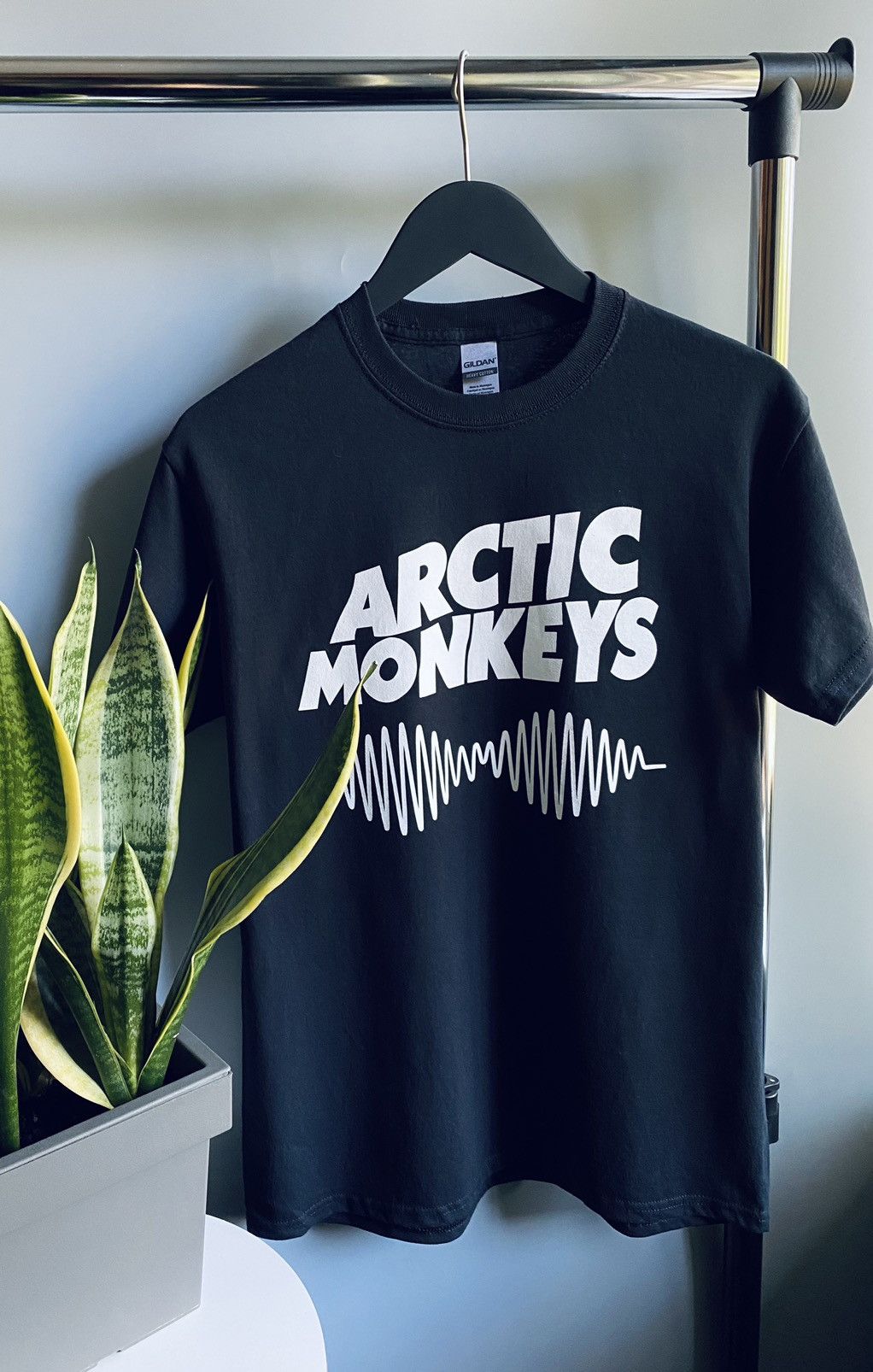 Band Tees Arctic Monkeys Logo T Shirt Tour Band Black Men’s M Unisex Size US M / EU 48-50 / 2 - 3 Thumbnail