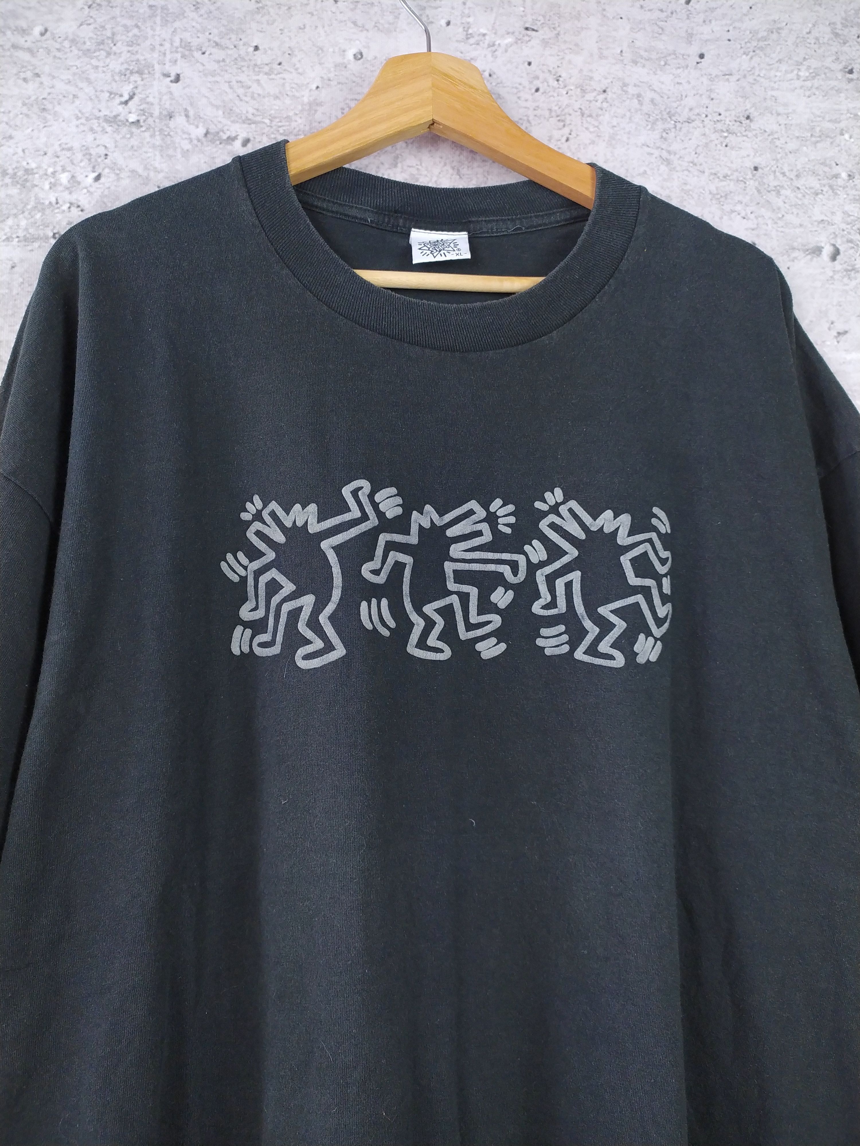 Keith Haring Keith Haring Pop Shop vintage 90s t-shirt (B-032) Size US XL / EU 56 / 4 - 3 Thumbnail