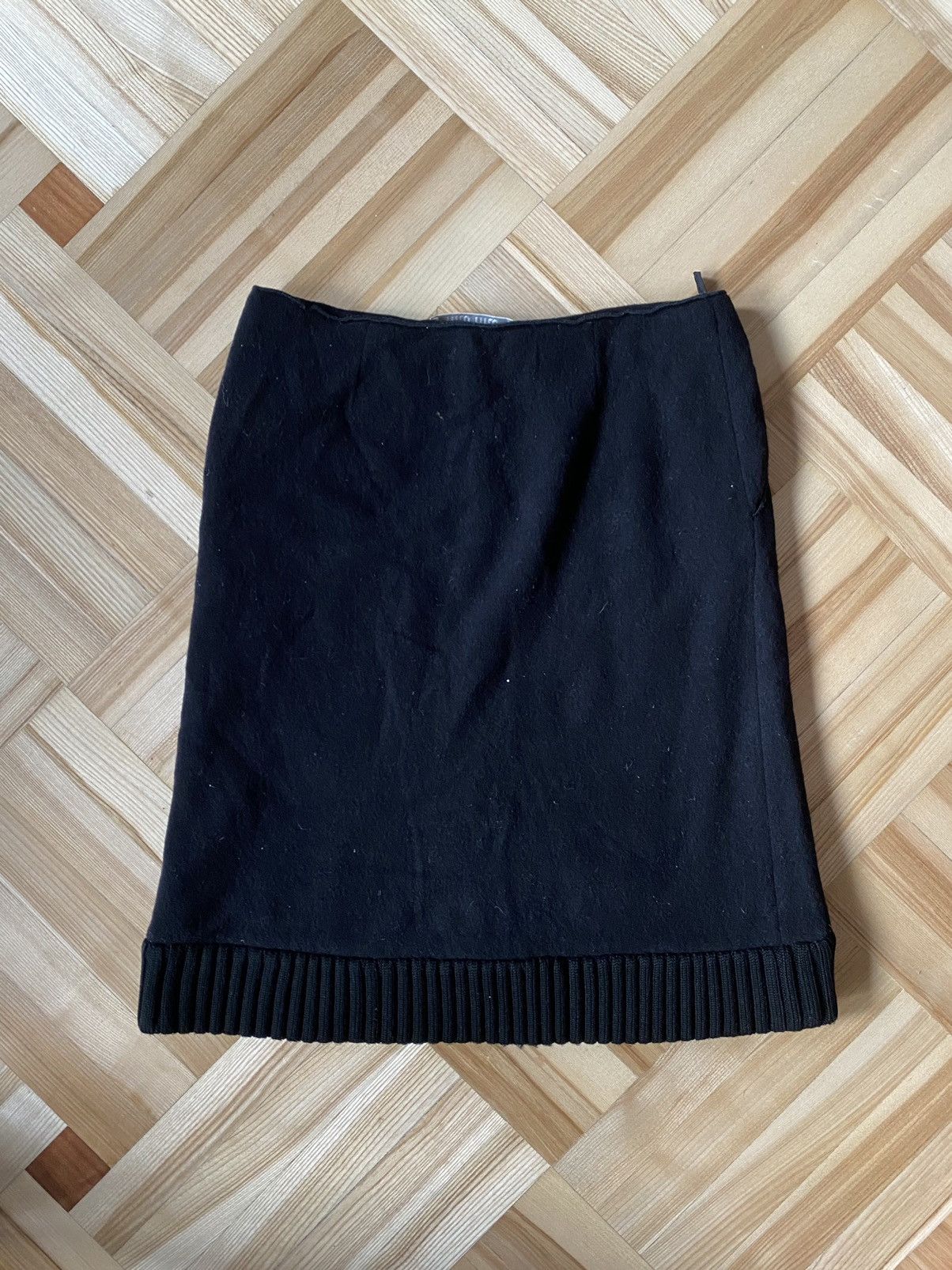 Miu Miu Miu Miu F/W 1999 wool skirt Size 28" / US 6 / IT 42 - 12 Thumbnail