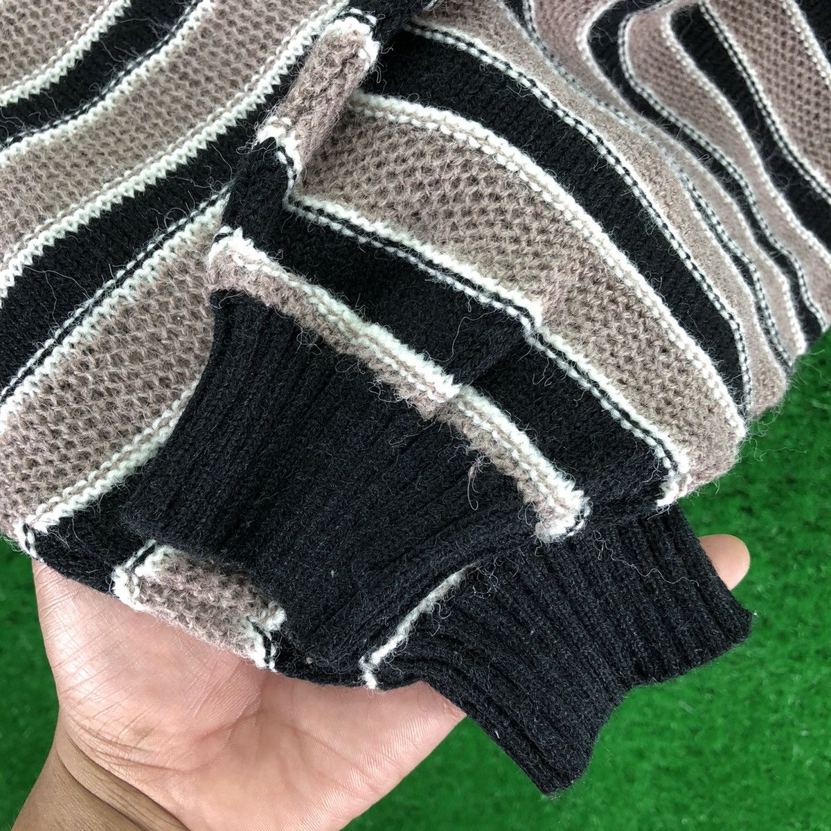 Aran Isles Knitwear × Vintage Vintage 80's Cable Knit Coogy Style Baggy Sweater Size S / US 4 / IT 40 - 11 Thumbnail