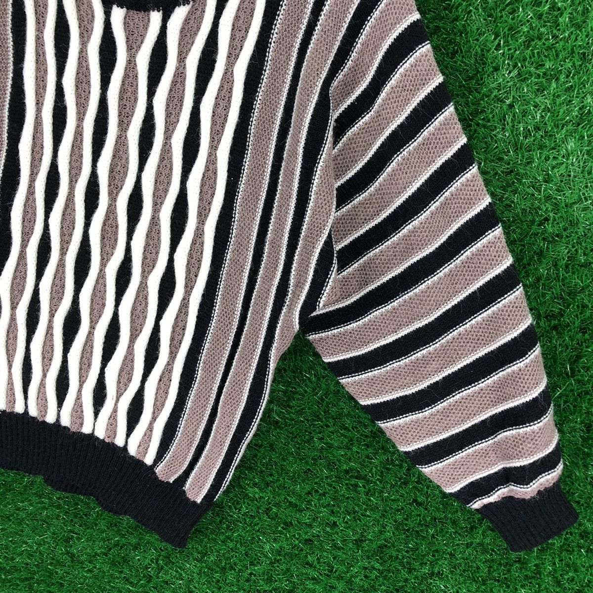 Aran Isles Knitwear × Vintage Vintage 80's Cable Knit Coogy Style Baggy Sweater Size S / US 4 / IT 40 - 3 Thumbnail