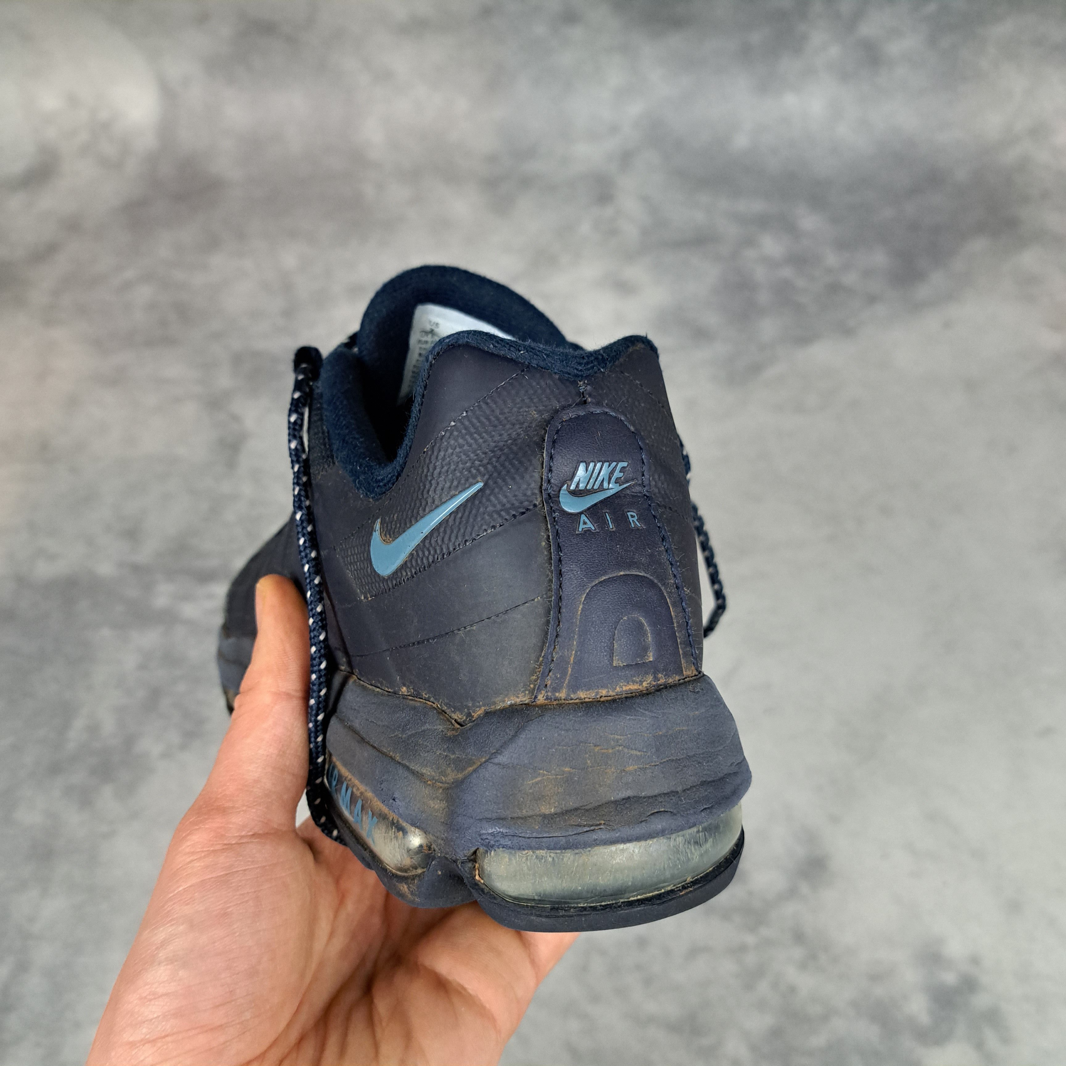 Nike RARE Nike Air Max 95 Utilty Blue Streetwear Drill Size US 7 / EU 40 - 4 Thumbnail