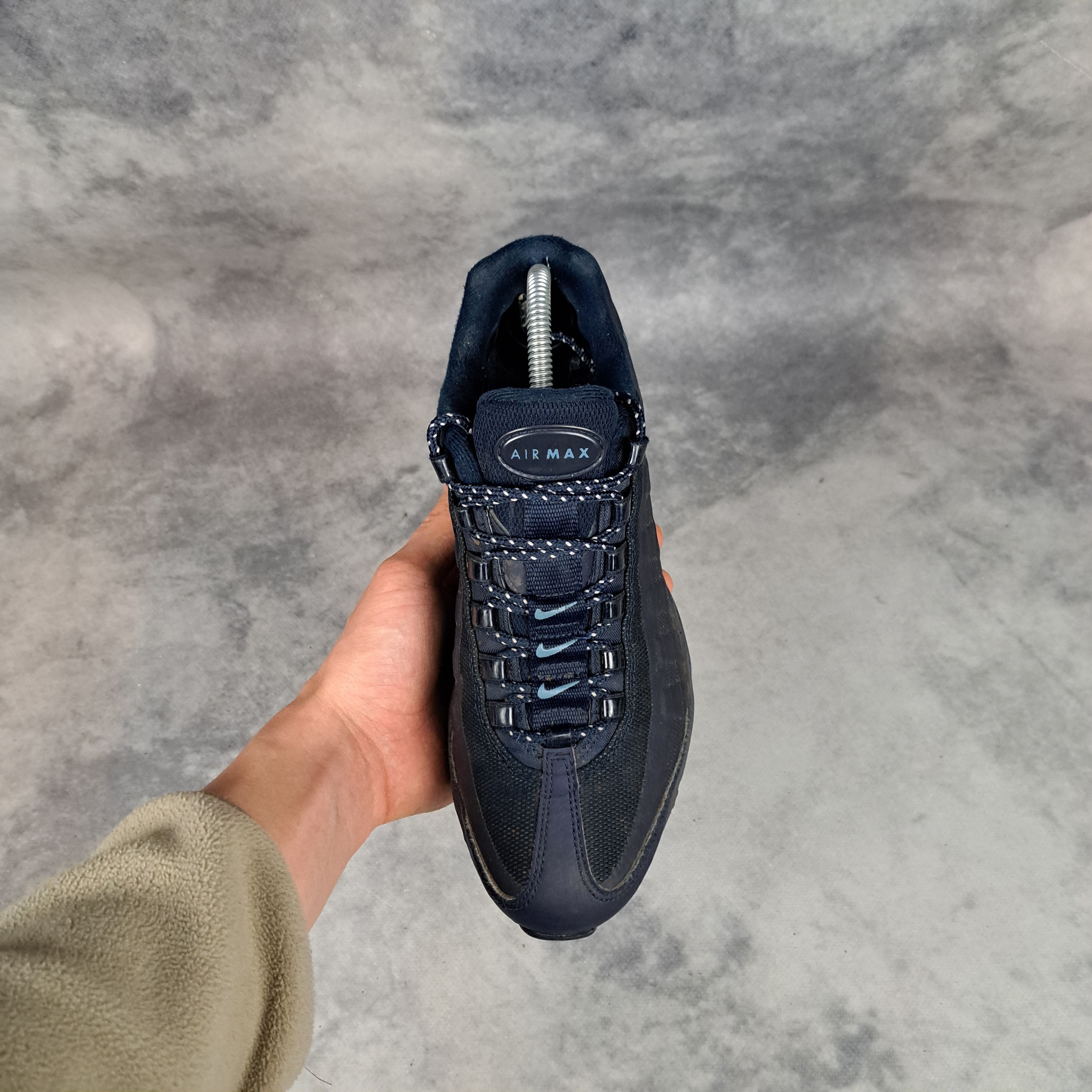 Nike RARE Nike Air Max 95 Utilty Blue Streetwear Drill Size US 7 / EU 40 - 12 Thumbnail