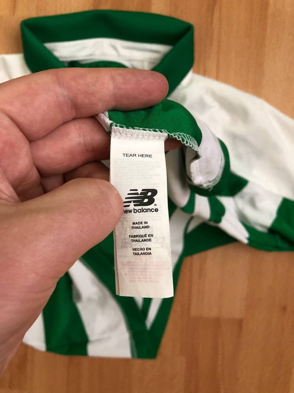 New Balance WOMENS NEW BALANCE CELTIC FOOTBALL CLUB SOCCER JERSEY Size ONE SIZE - 4 Thumbnail