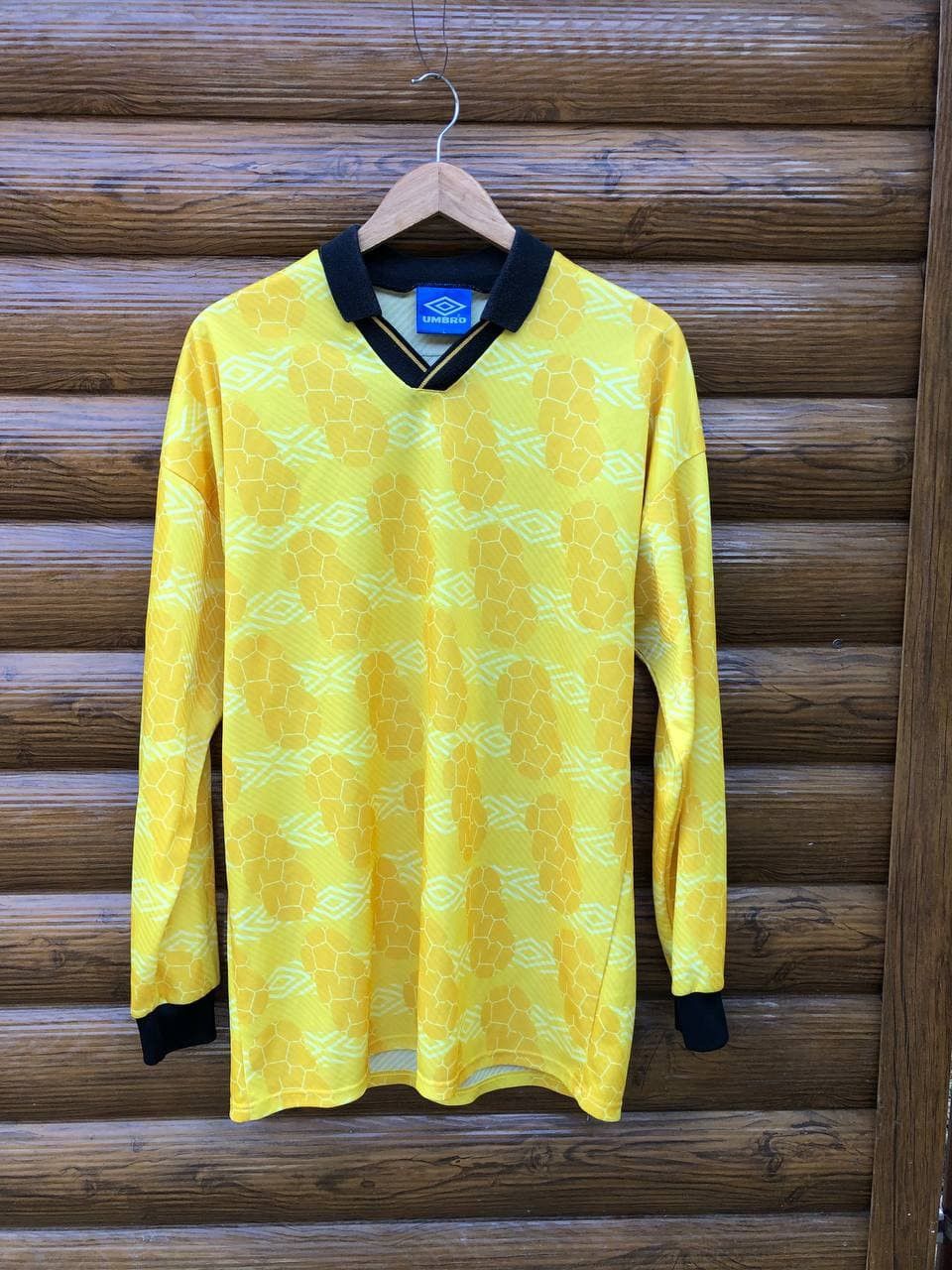 Umbro Vintage Umbro Longsleeve Football Jersey Size US L / EU 52-54 / 3 - 1 Thumbnail