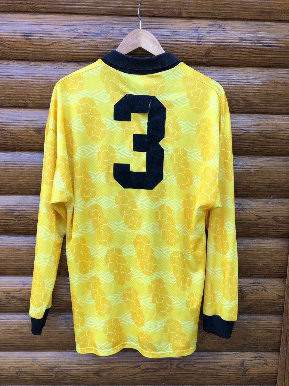 Umbro Vintage Umbro Longsleeve Football Jersey Size US L / EU 52-54 / 3 - 3 Thumbnail