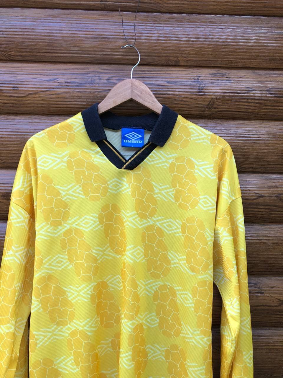 Umbro Vintage Umbro Longsleeve Football Jersey Size US L / EU 52-54 / 3 - 2 Thumbnail