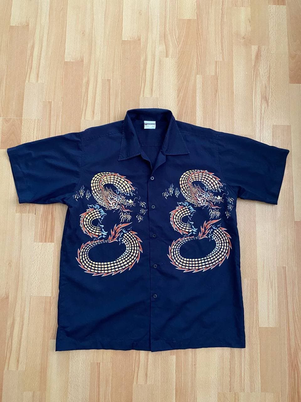 Vintage Vintage Dragon Shirt Japanese Size US XL / EU 56 / 4 - 1 Thumbnail