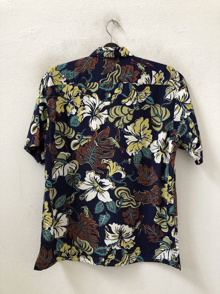yoshie inaba Yoshie Inaba Japan Flowers Birds Hawaiian Aloha Shirt Size US L / EU 52-54 / 3 - 9 Thumbnail