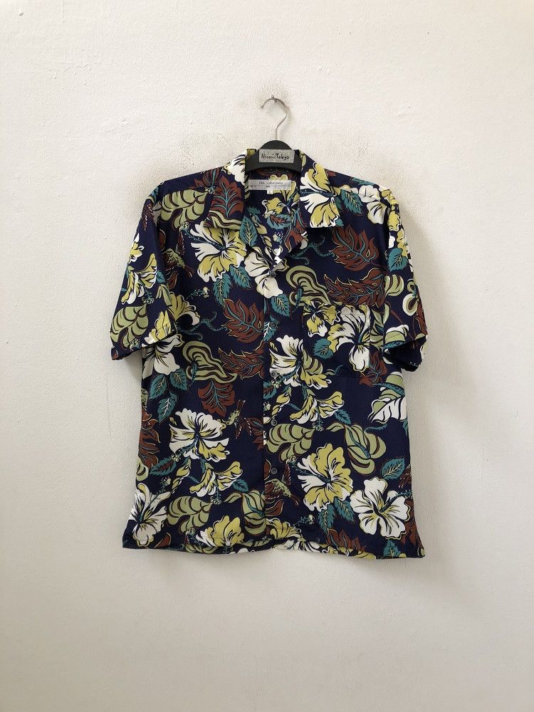 yoshie inaba Yoshie Inaba Japan Flowers Birds Hawaiian Aloha Shirt Size US L / EU 52-54 / 3 - 4 Thumbnail