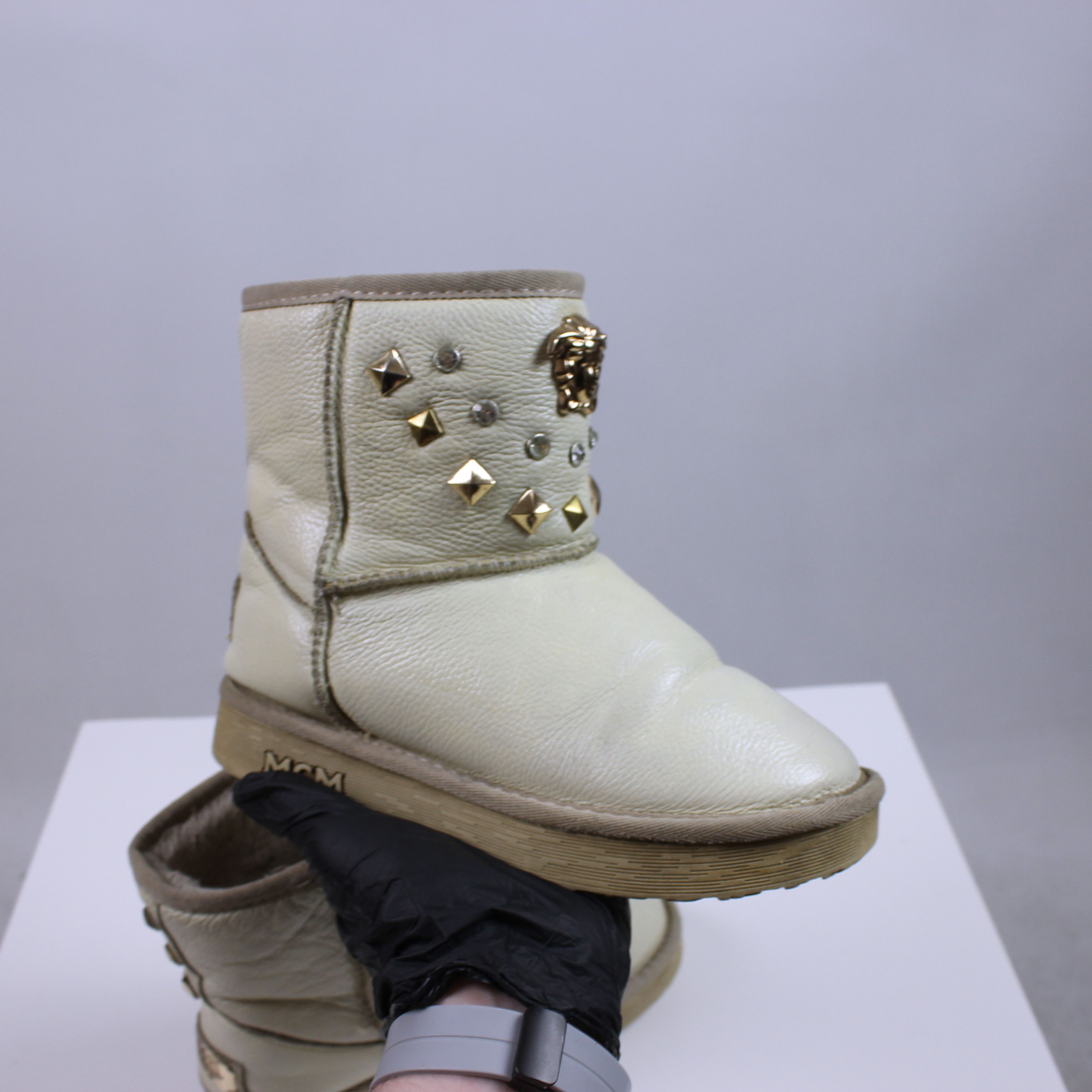 MCM Mcm boots leather 23.5 cm 37.5 eu cream medusa Size US 6.5 / IT 36.5 - 1 Thumbnail