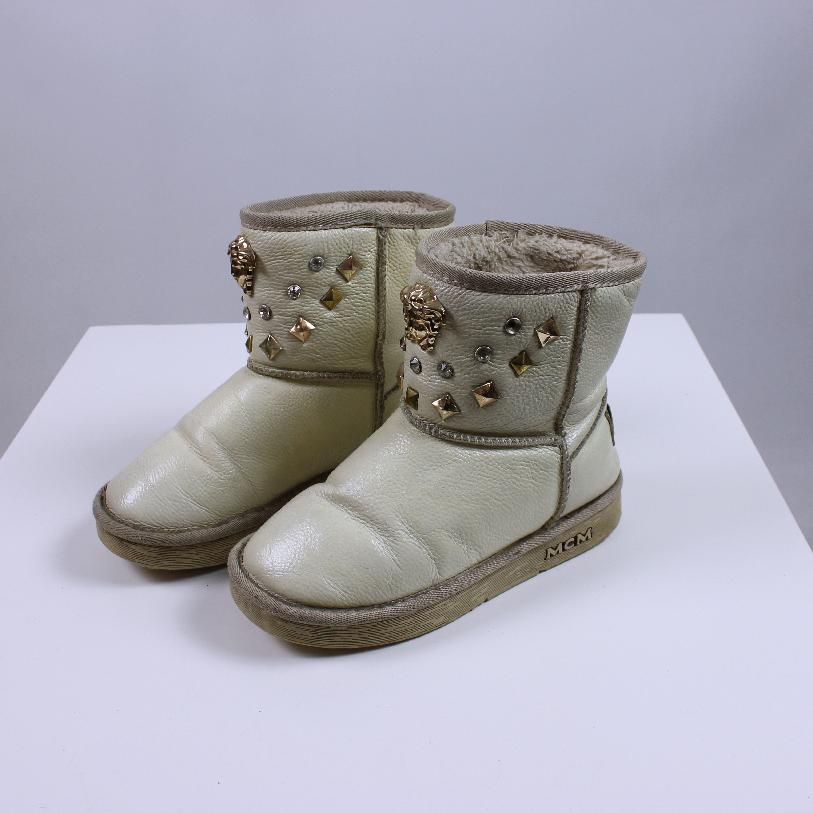 MCM Mcm boots leather 23.5 cm 37.5 eu cream medusa Size US 6.5 / IT 36.5 - 2 Thumbnail