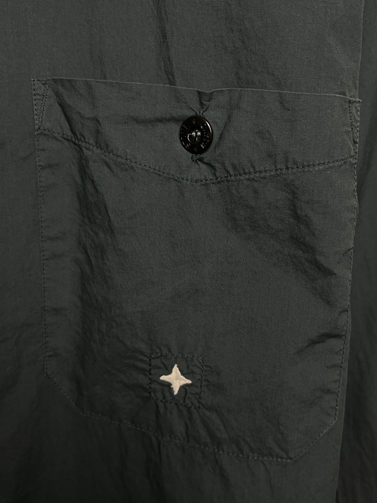Stone Island stone island y2k shirt archive vintage Size US L / EU 52-54 / 3 - 4 Thumbnail