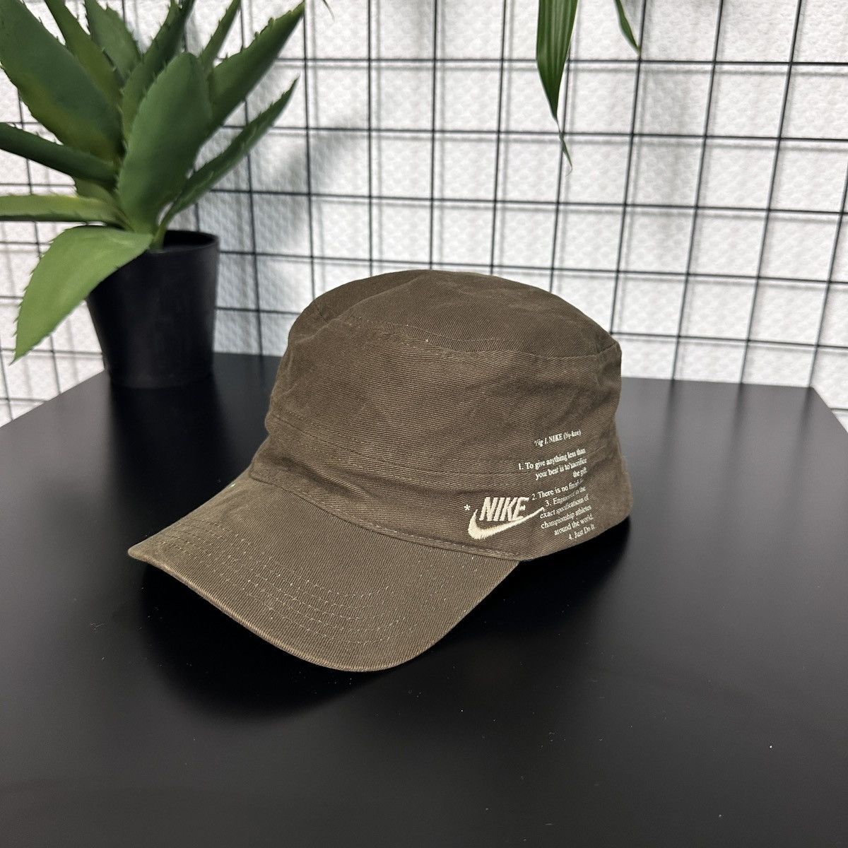 Nike Vintage Nike Cap Size ONE SIZE - 1 Thumbnail