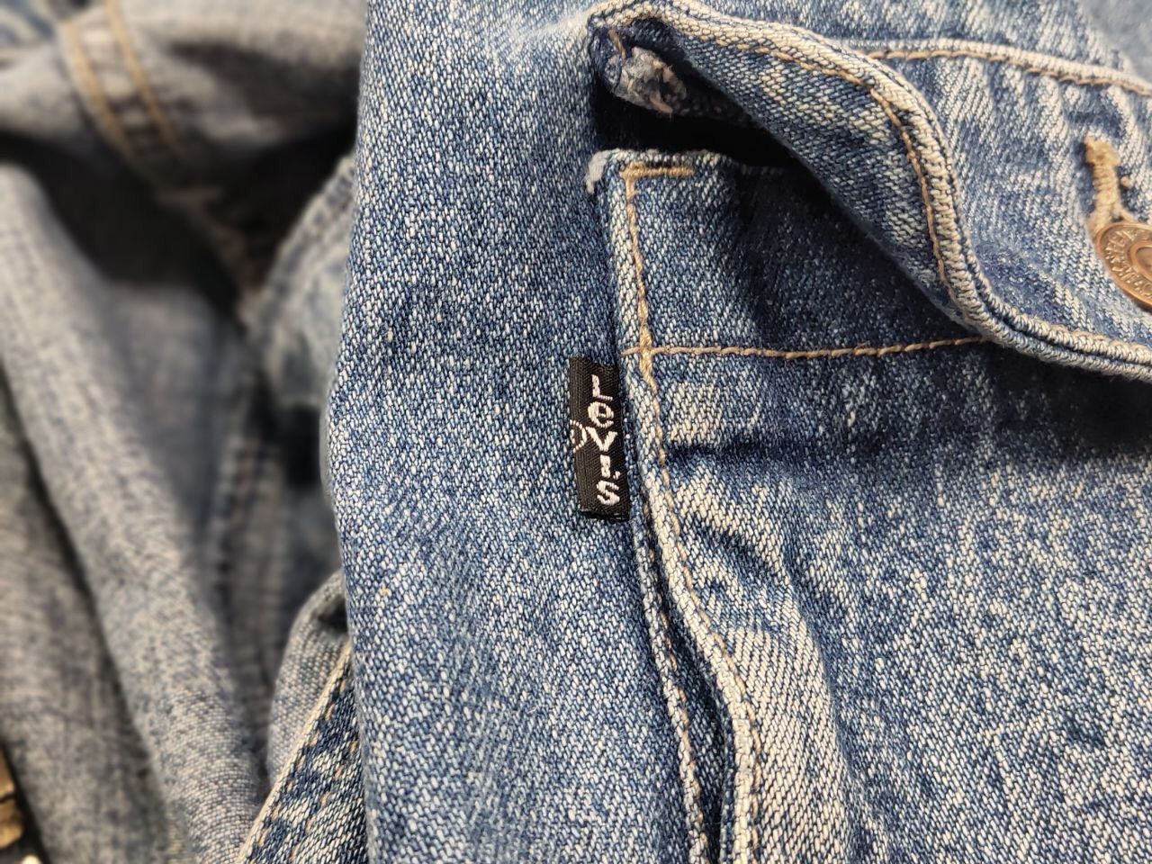 Levi's Rare Vintage 90's Levi's Coverall Denim Jacket Gold Patch Size US XL / EU 56 / 4 - 22 Thumbnail