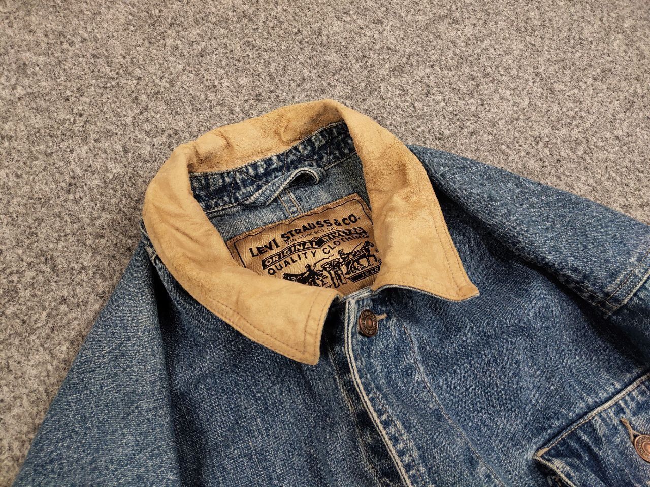 Levi's Rare Vintage 90's Levi's Coverall Denim Jacket Gold Patch Size US XL / EU 56 / 4 - 13 Thumbnail